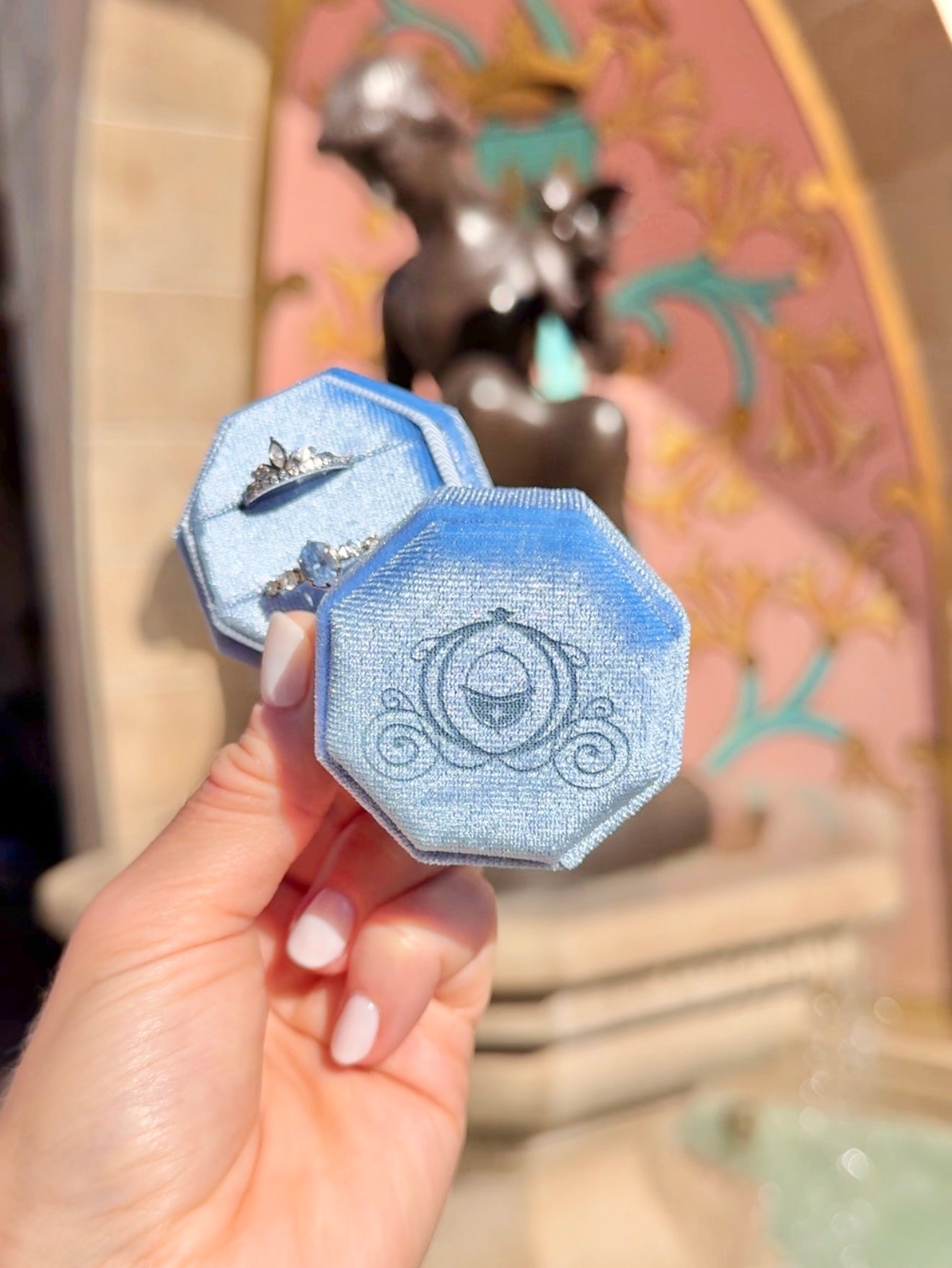 CARRIAGE RING BOX