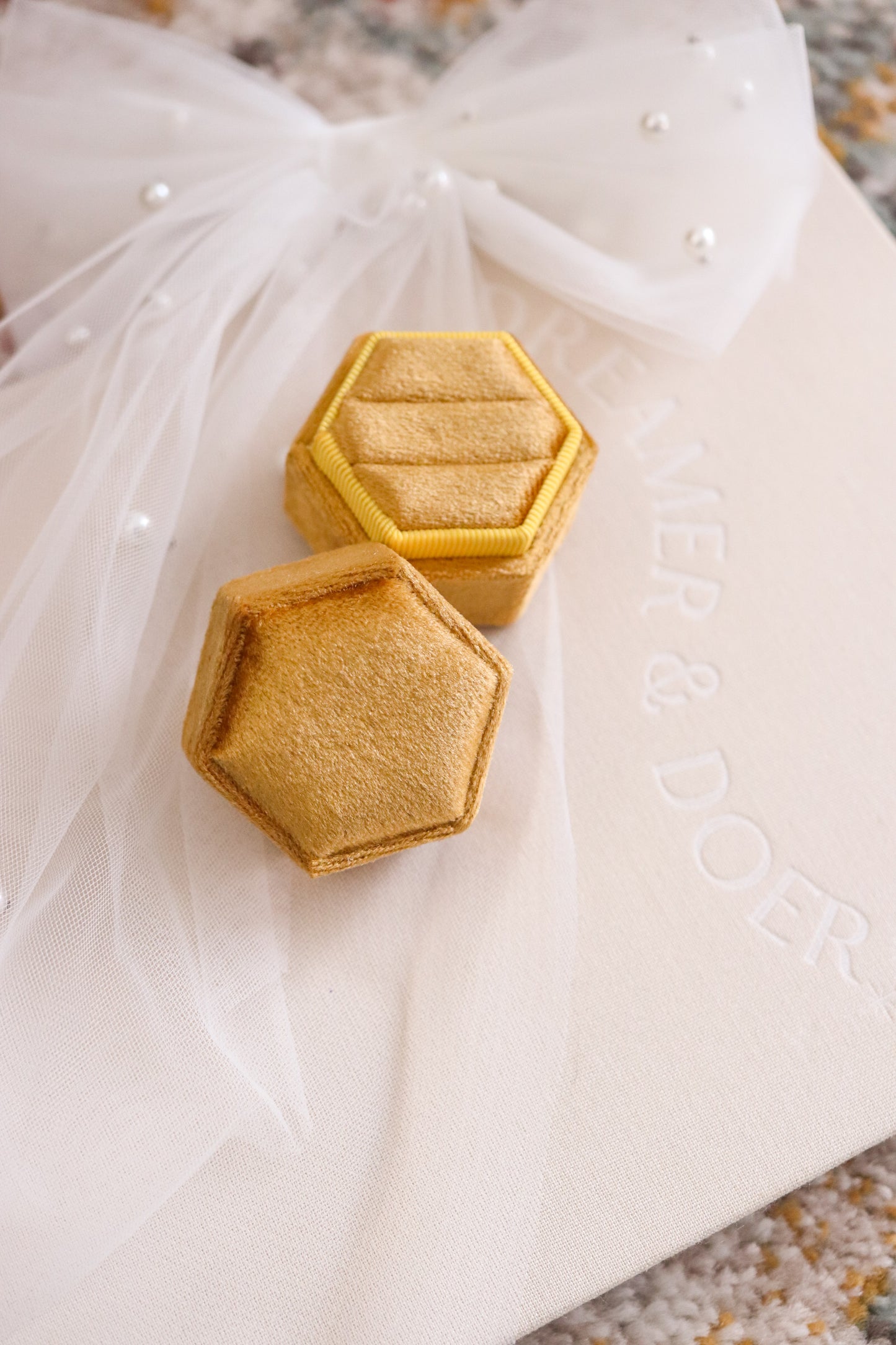 MINI GOLD RING BOX
