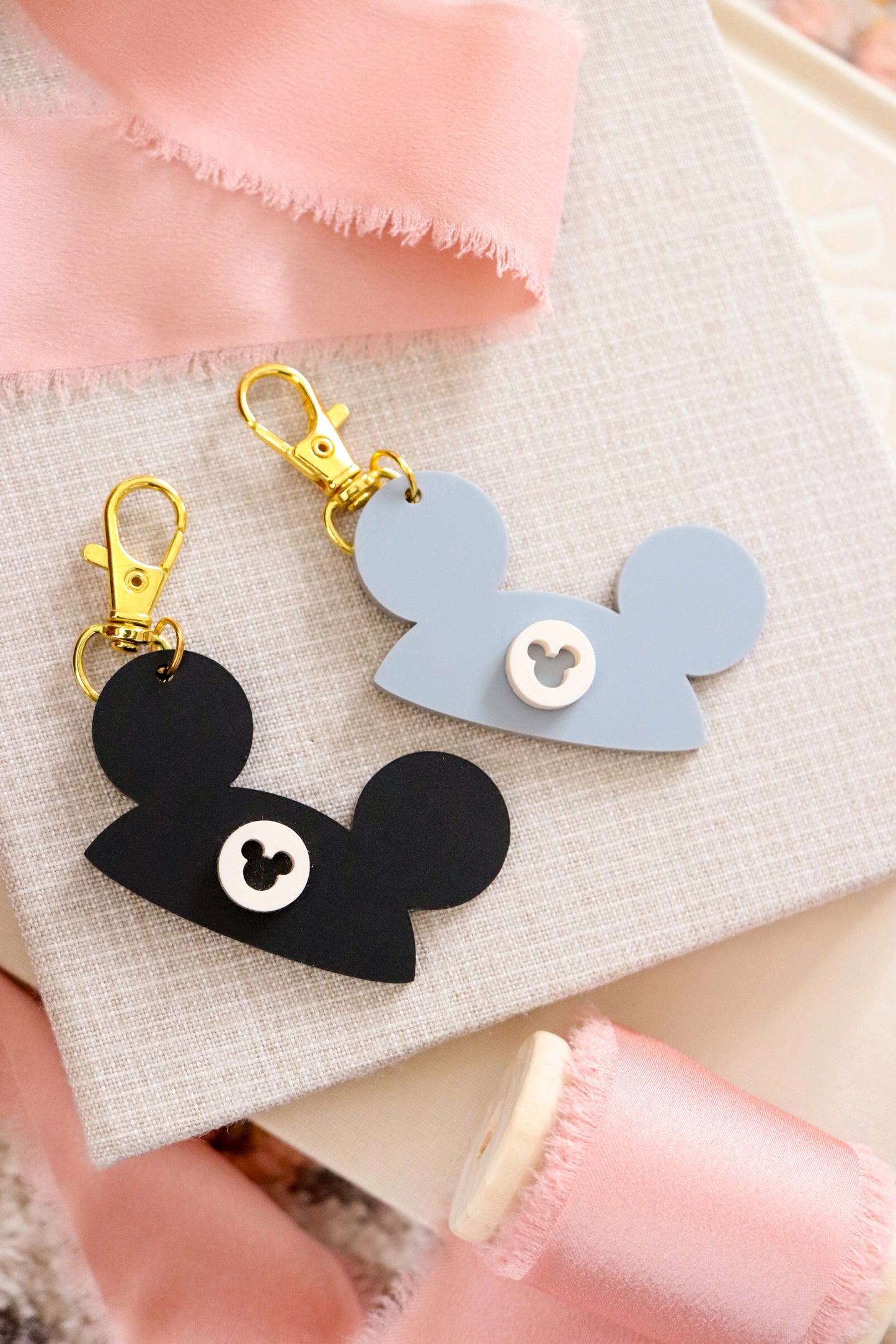 EAR HAT BAG CHARM/ KEYCHAIN