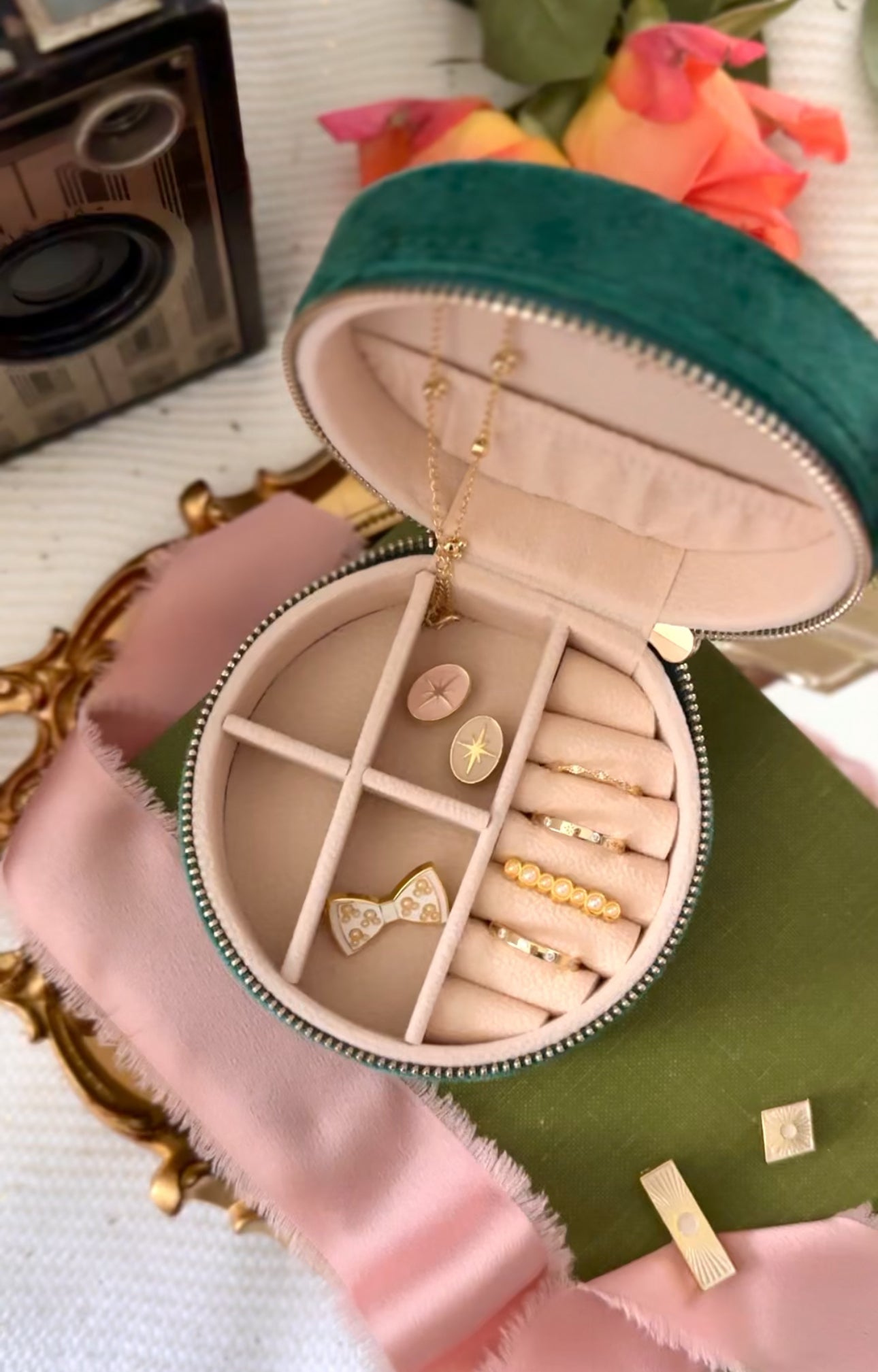 ARABIAN NIGHTS PRINCESS JEWELRY CASE