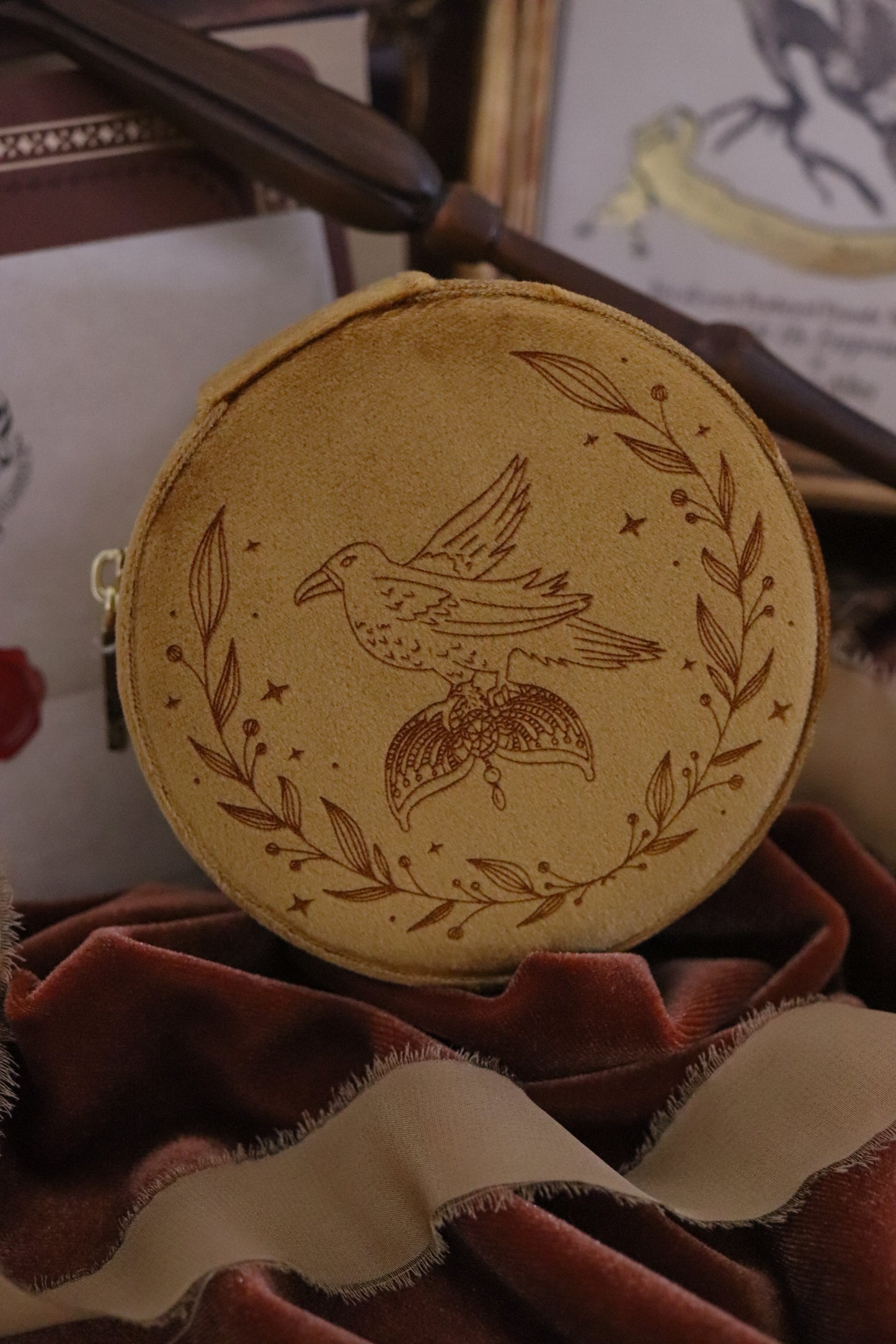 HOUSE OF WISDOM JEWELRY CASE