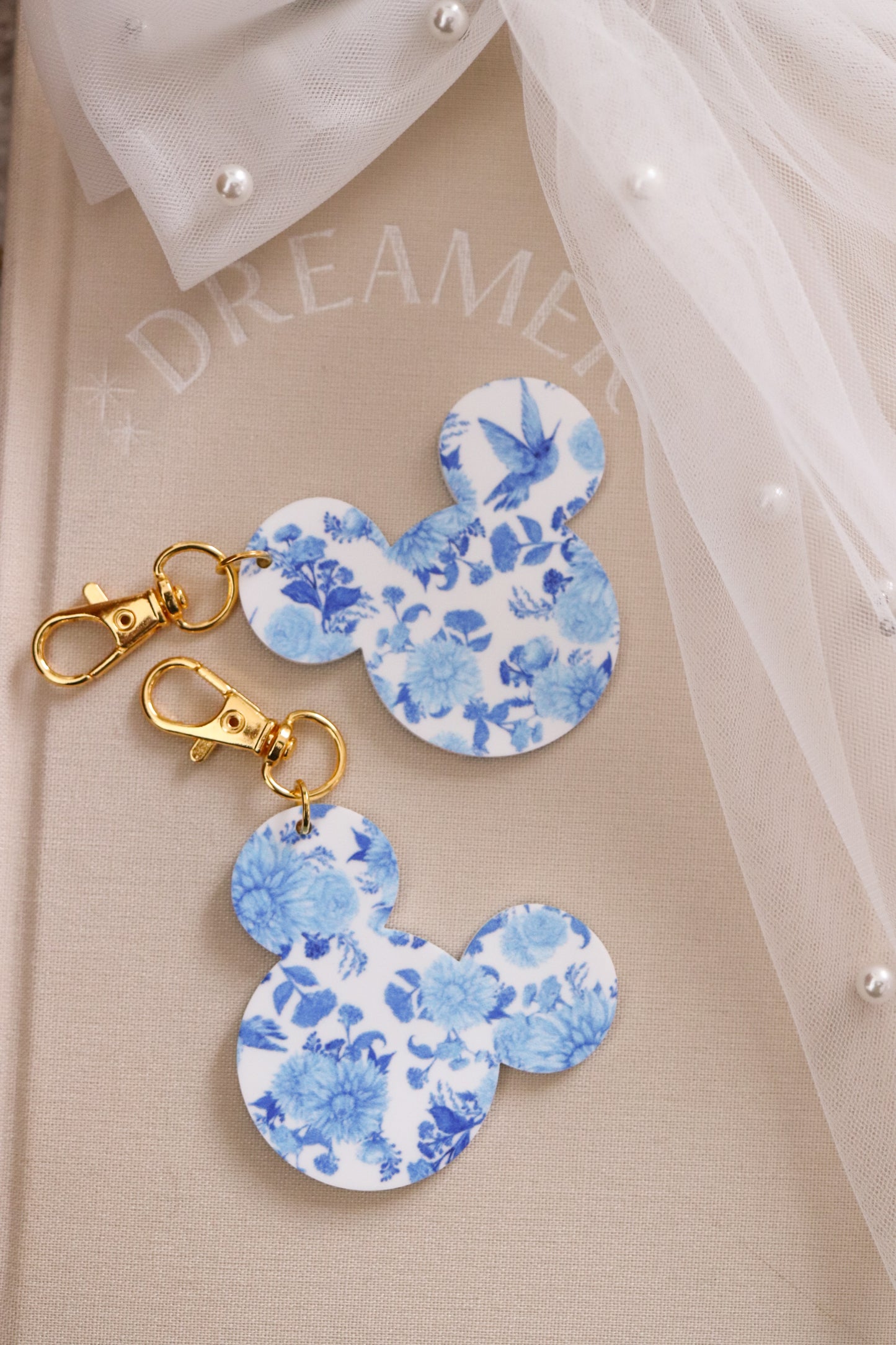 BLUE & WHITE FLORAL MOUSE BAG CHARM/ KEYCHAIN