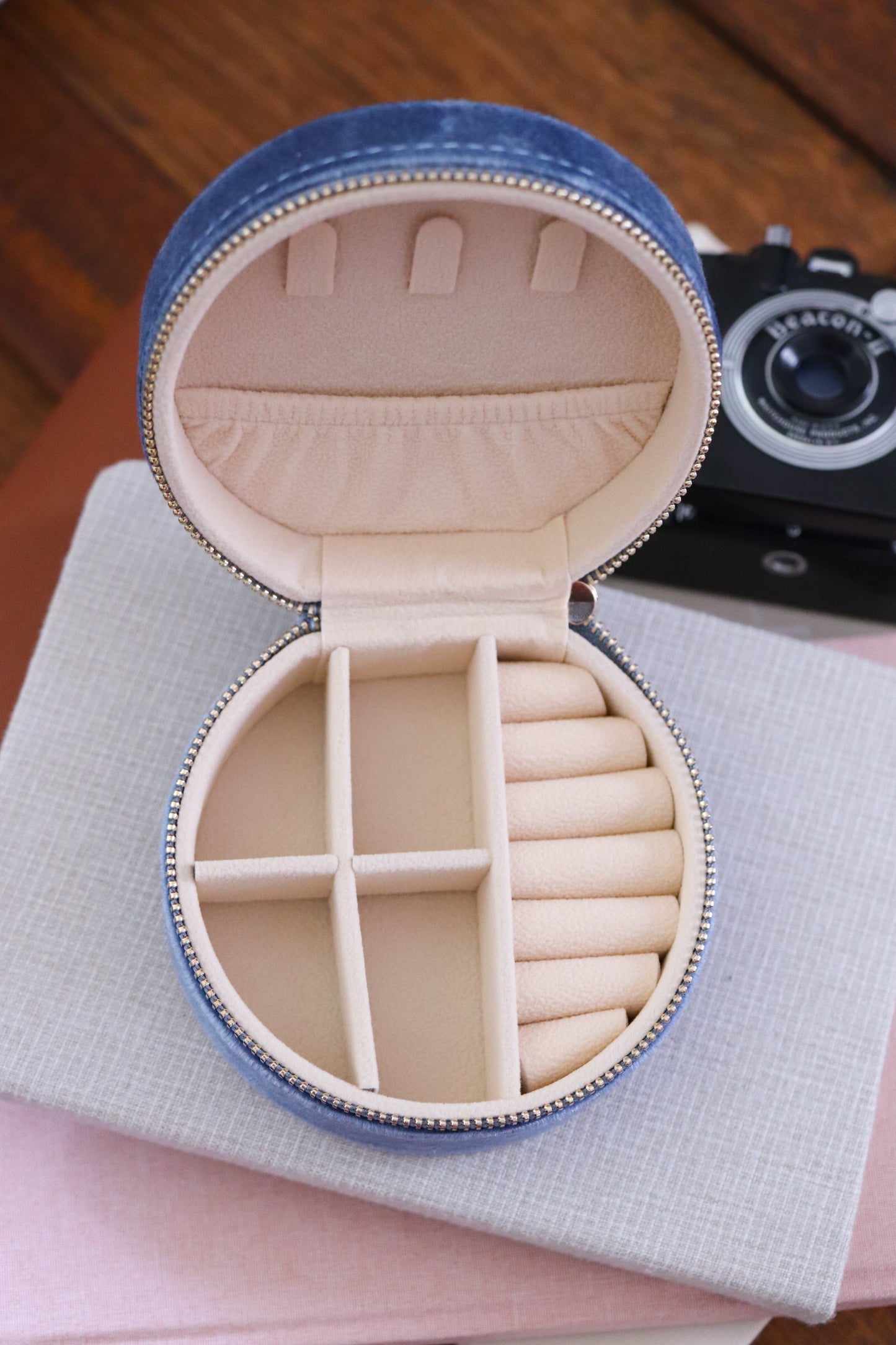 CRUISE VELVET JEWELRY CASE