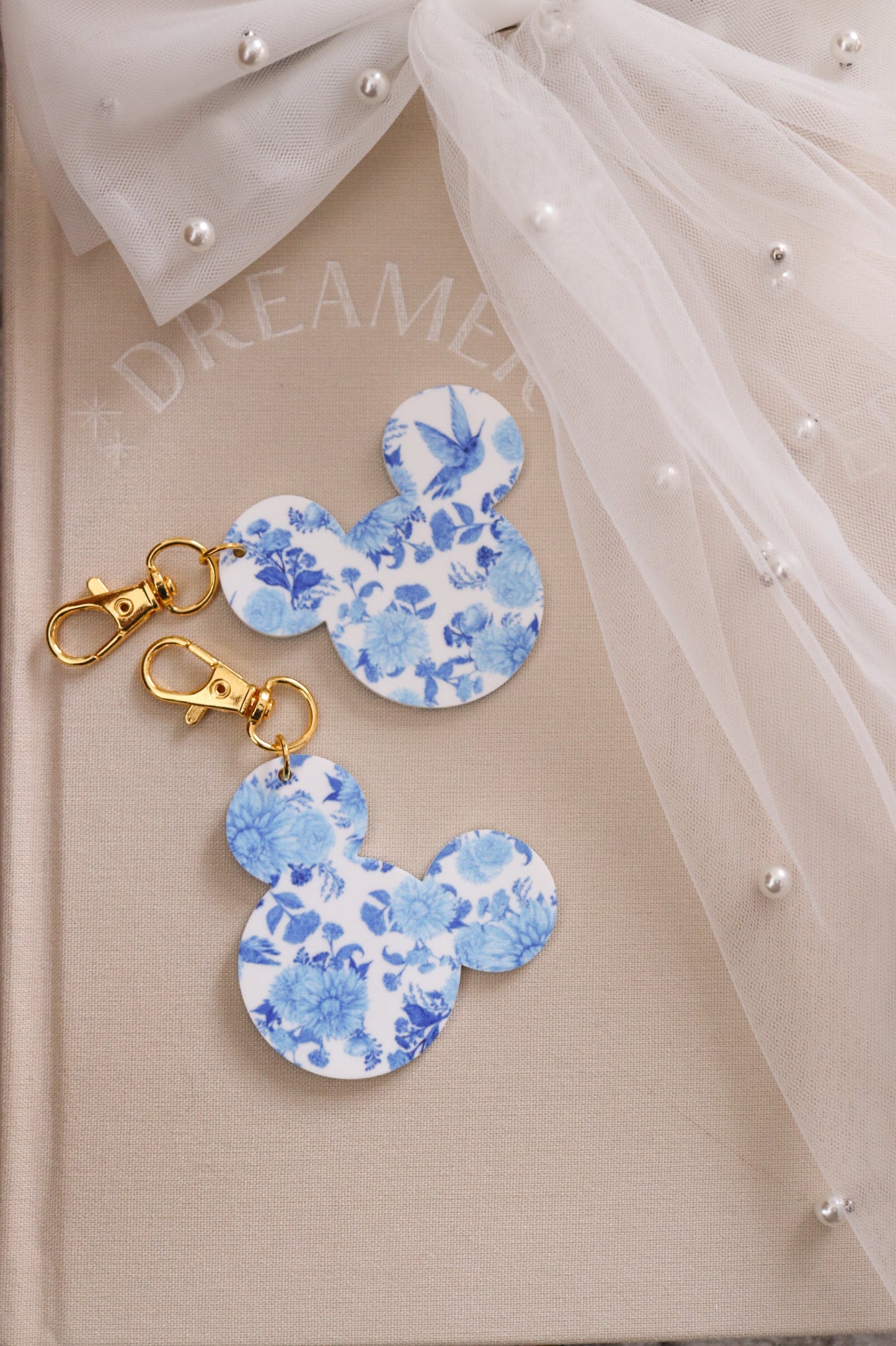 BLUE & WHITE FLORAL MOUSE BAG CHARM/ KEYCHAIN