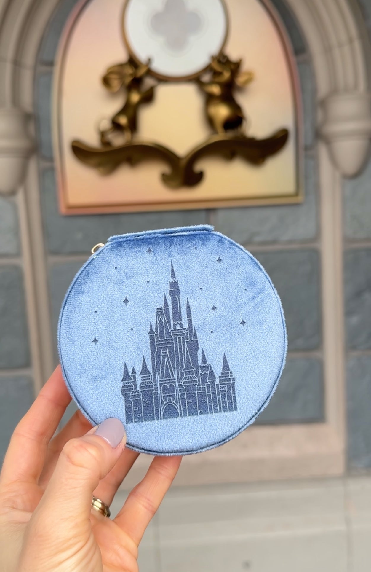 CASTLE JEWELRY CASE