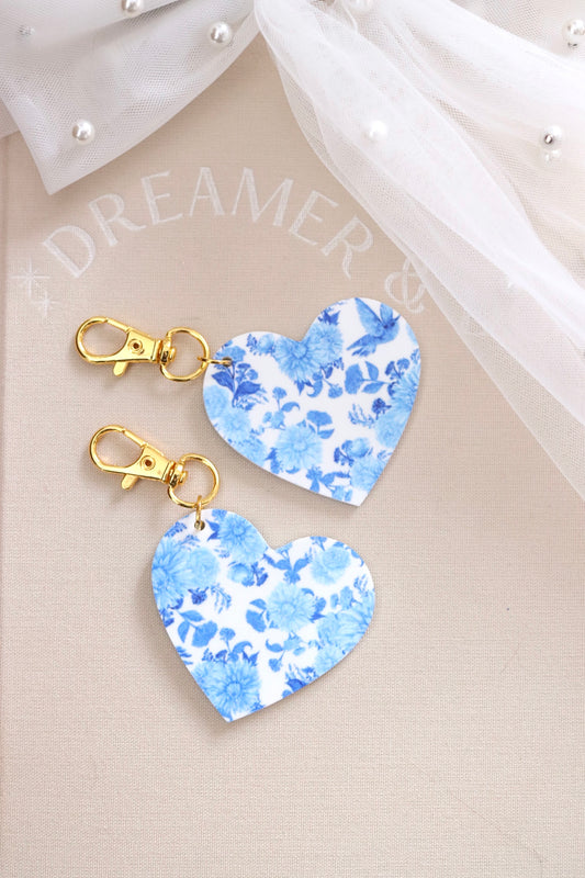 BLUE & WHITE HEART BAG CHARM/ KEYCHAIN