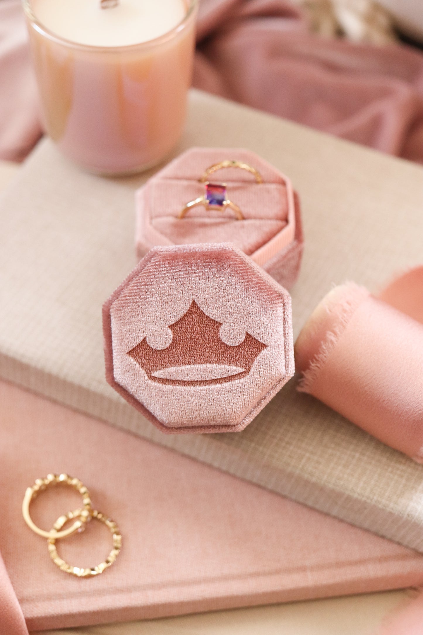 CROWN RING BOX