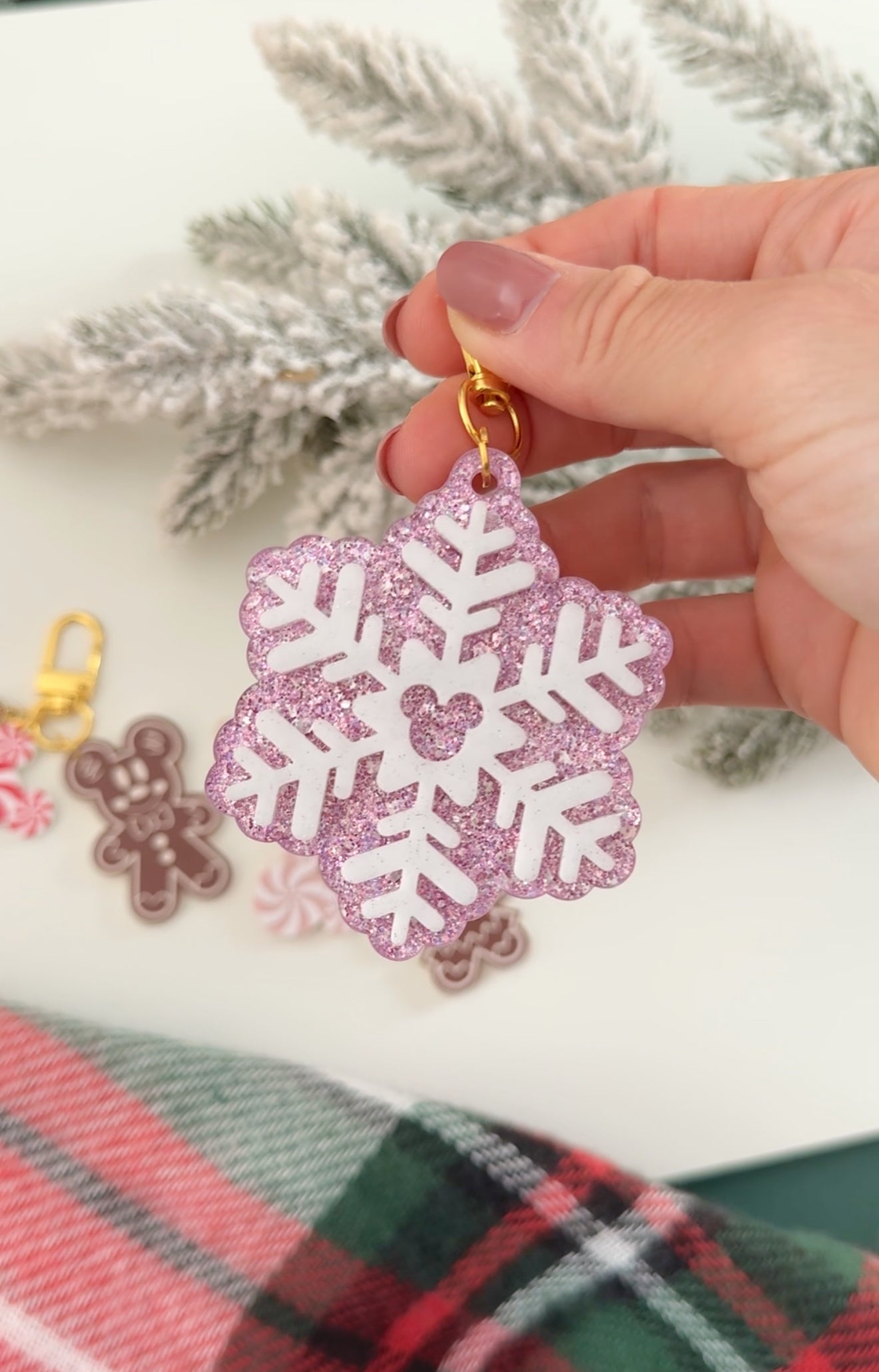 GLITTER DOUBLE SNOWFLAKE BAG CHARMS/ KEYCHAINS