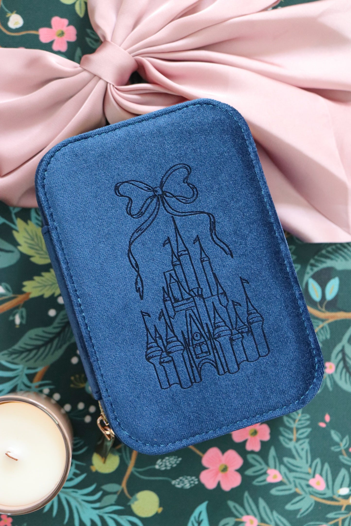 CASTLE BOW RECTANGLE JEWELRY CASE