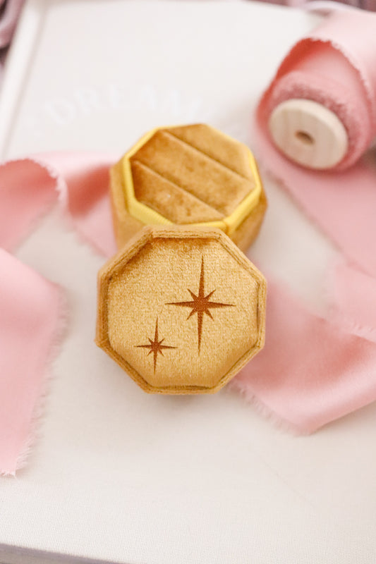 THE STARS GOLD RING BOX