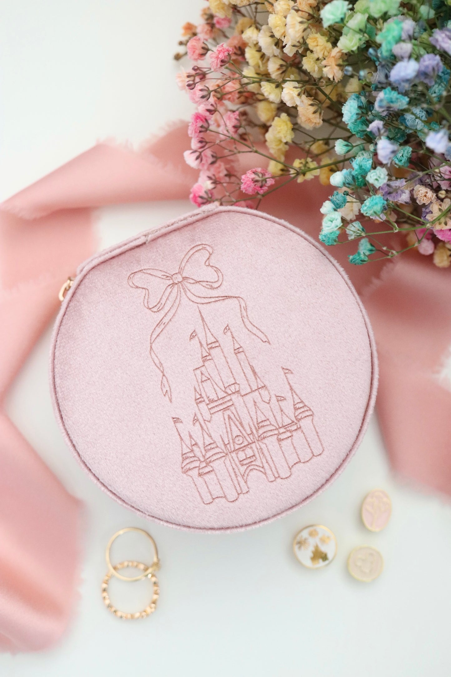 CASTLE BOW JEWELRY CASE