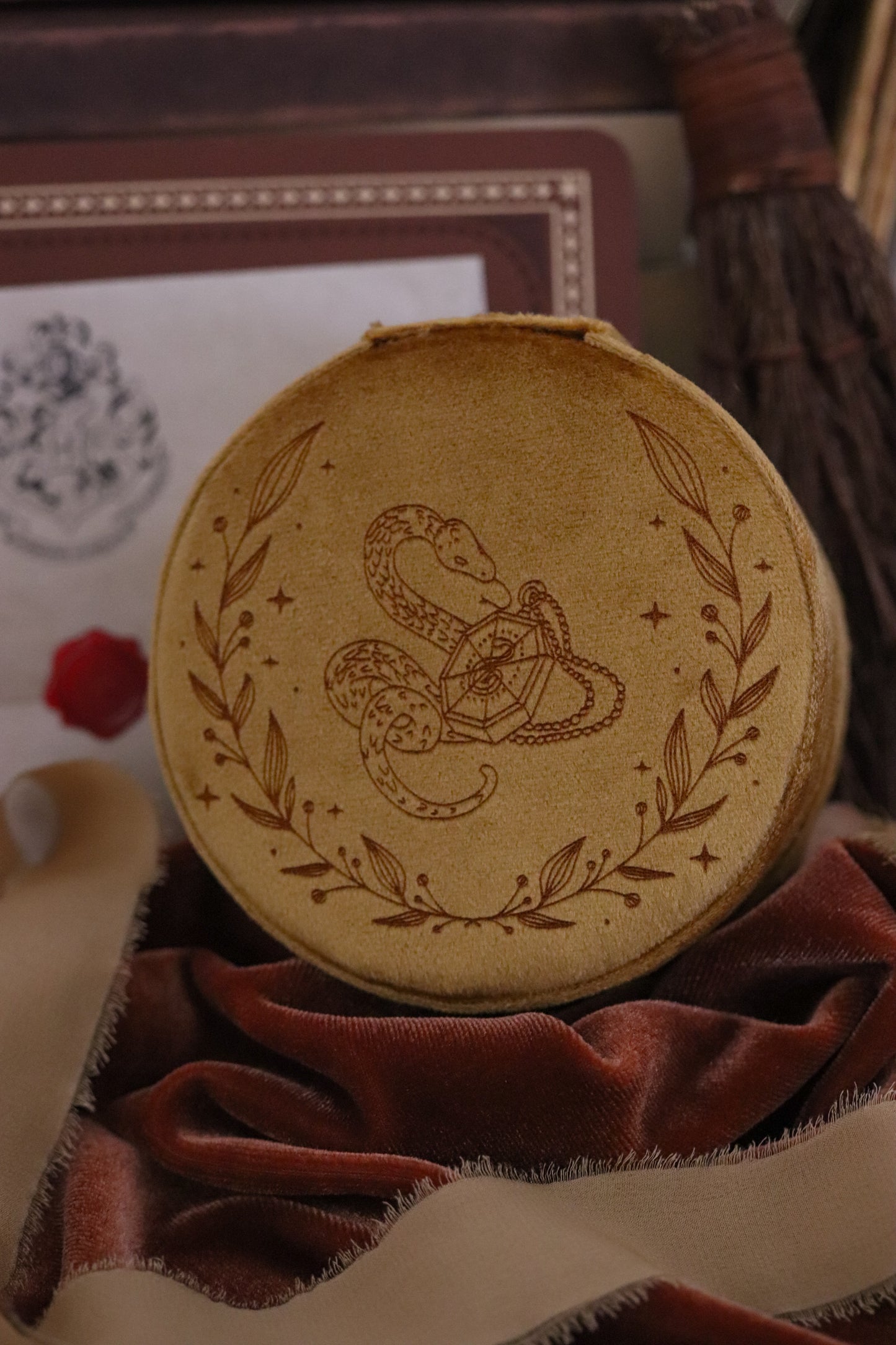 HOUSE OF AMBITION JEWELRY CASE