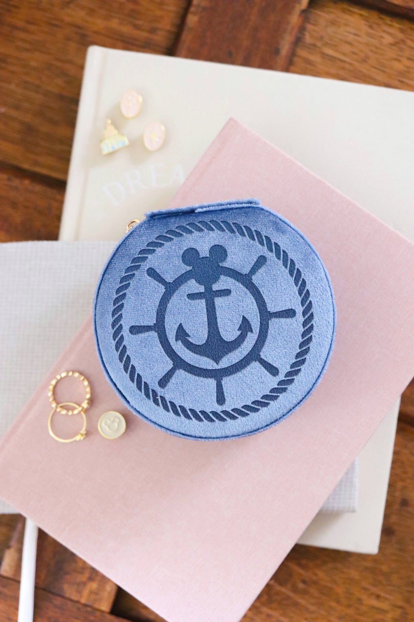 CRUISE VELVET JEWELRY CASE