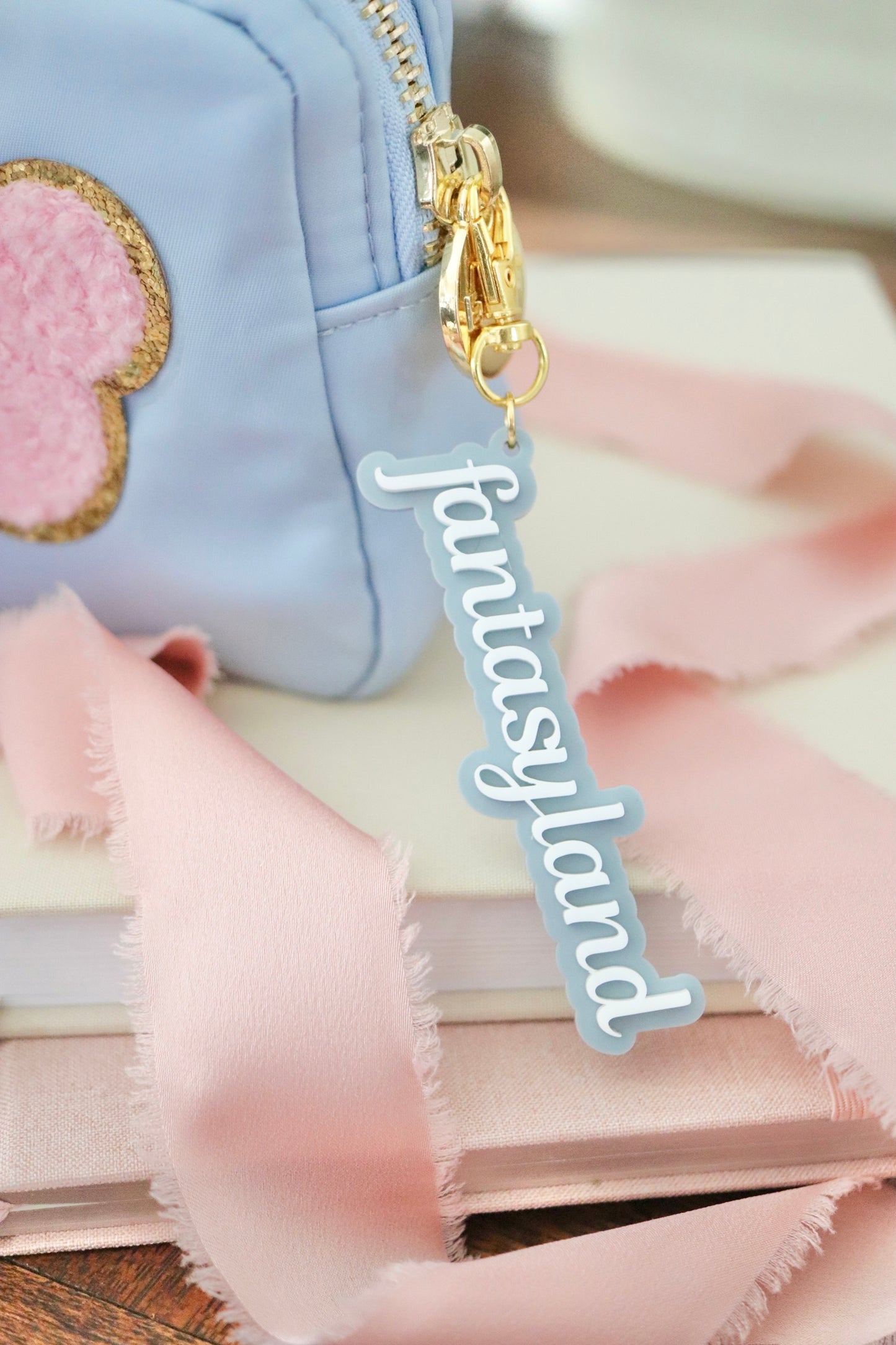 FANTASYLAND BAG CHARM/ KEYCHAIN