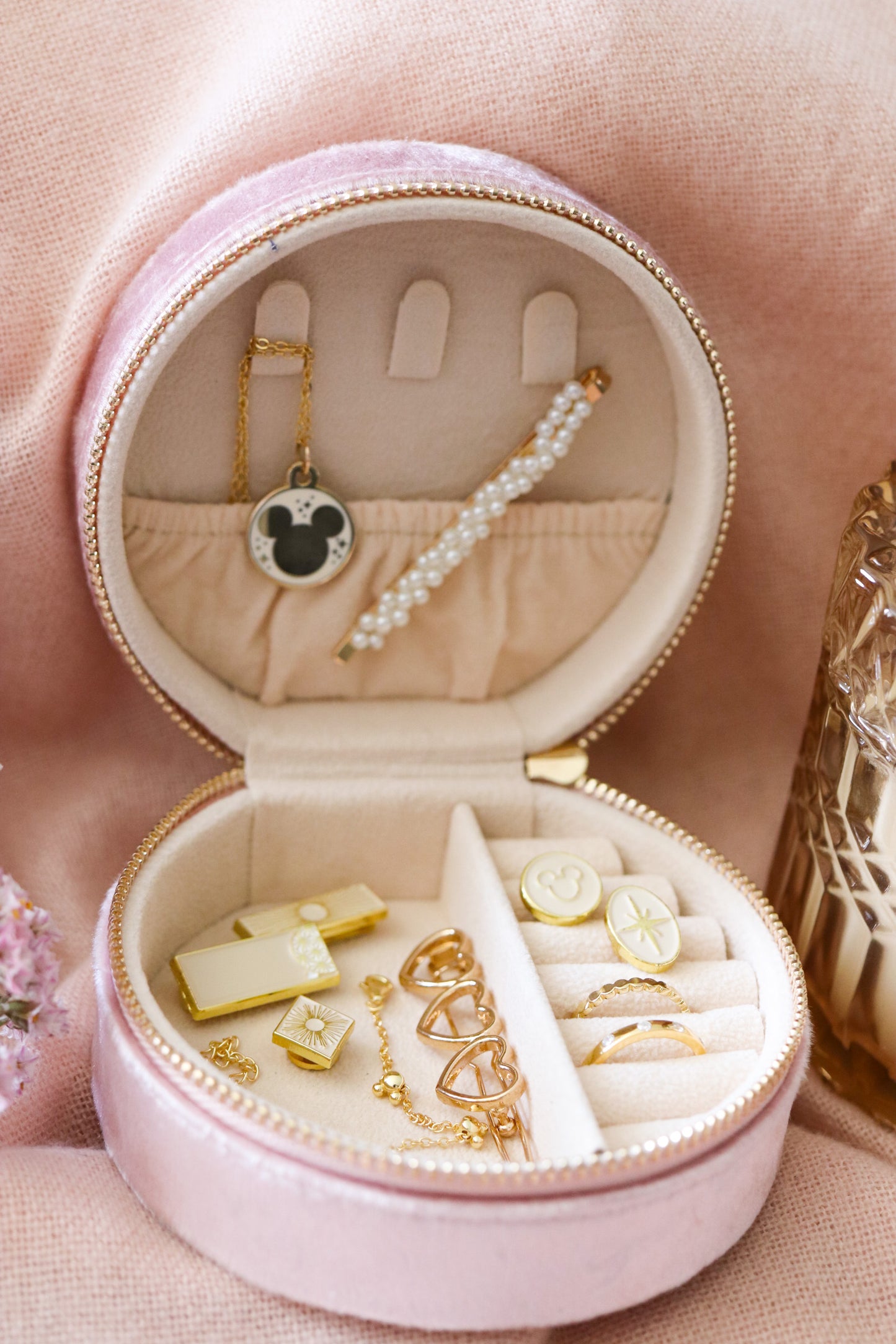 THE STARS JEWELRY CASE