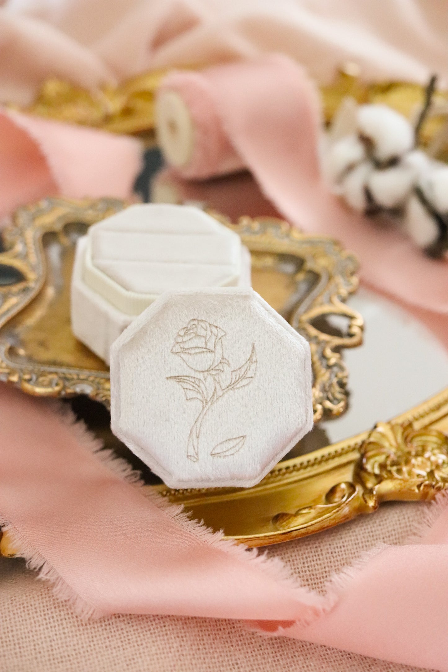 ENCHANTED ROSE RING BOX