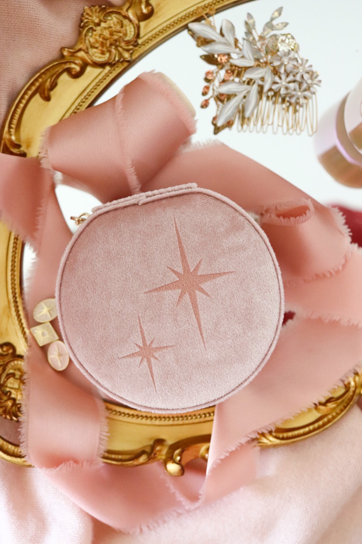 THE STARS JEWELRY CASE