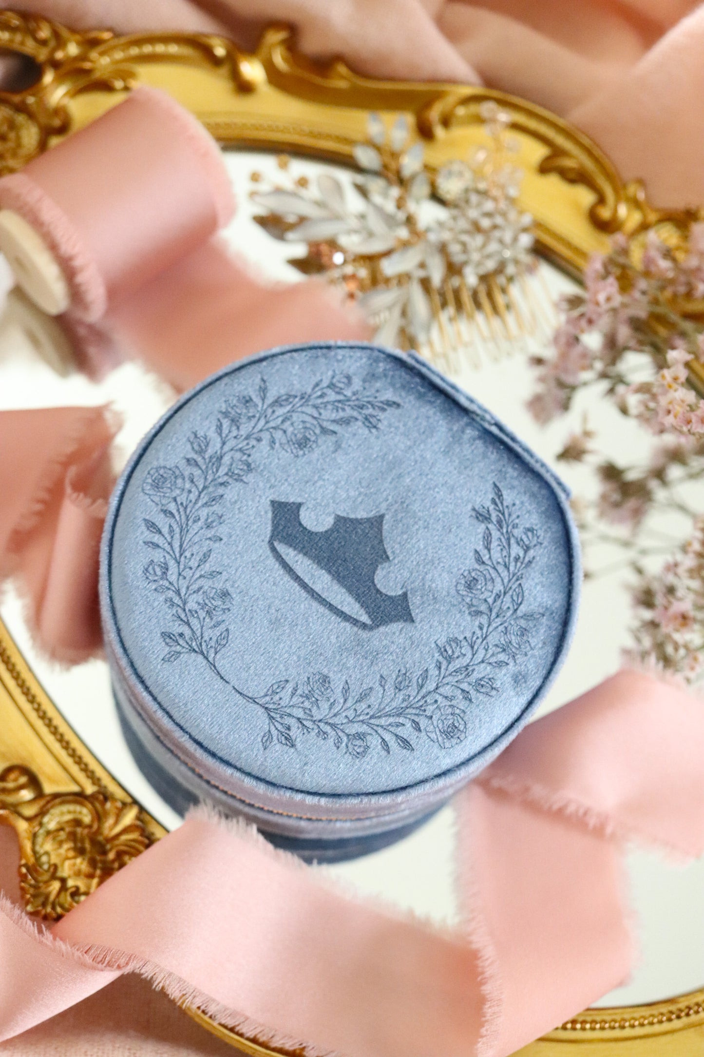 ROSE CROWN JEWELRY CASE
