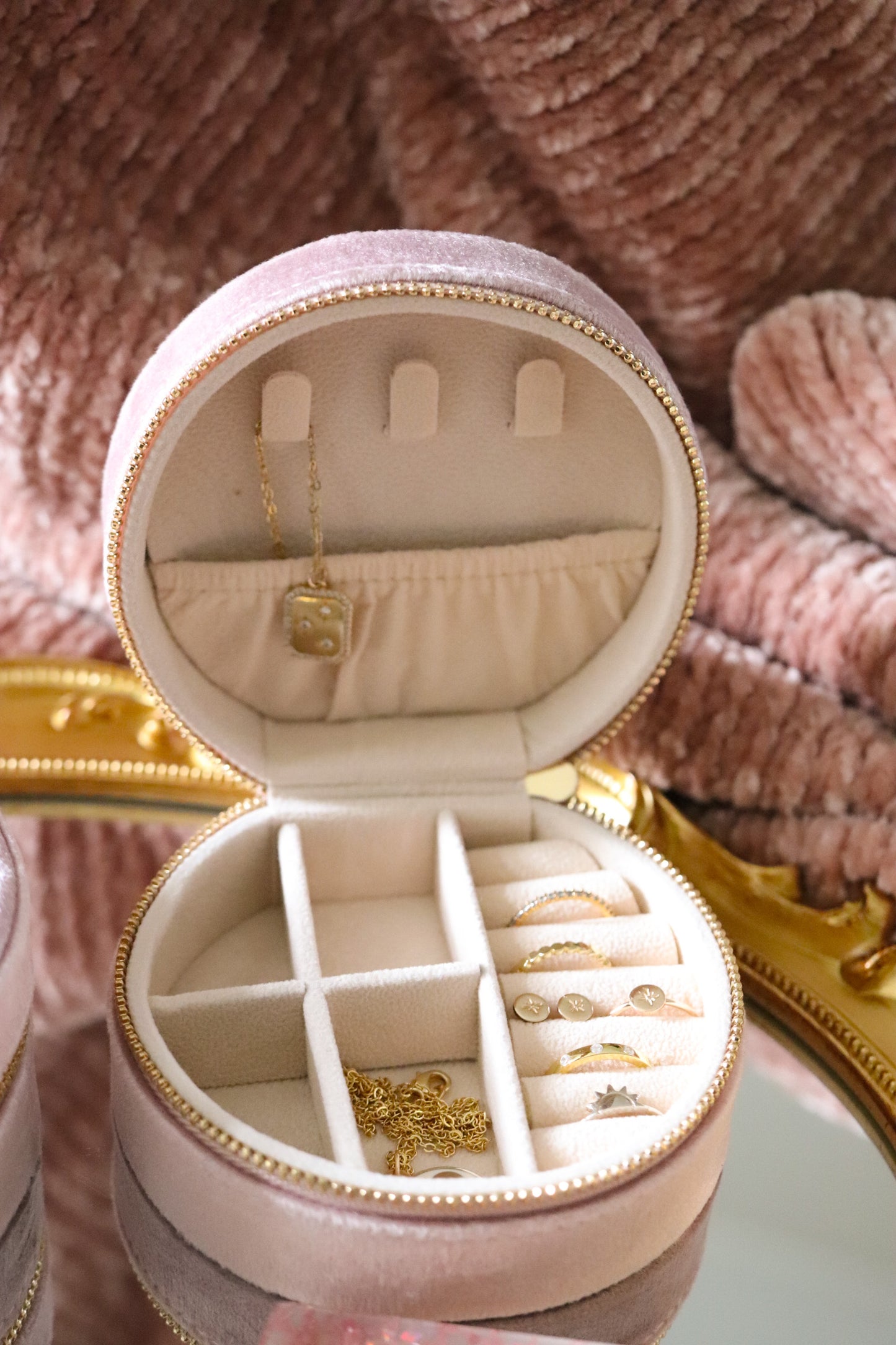 BRIAR ROSE CASTLE JEWELRY CASE