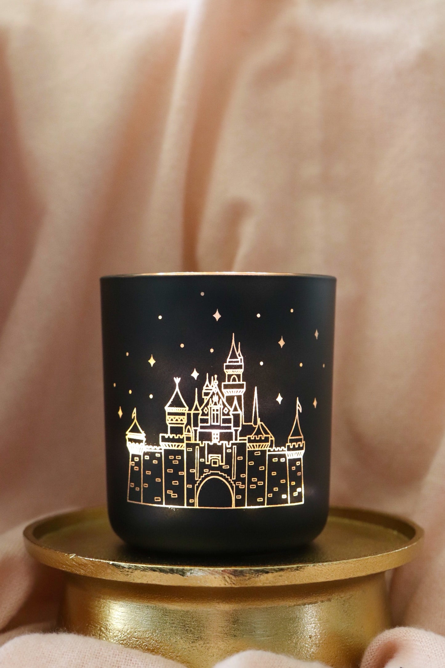 BRIAR ROSE CASTLE MATTE JAR