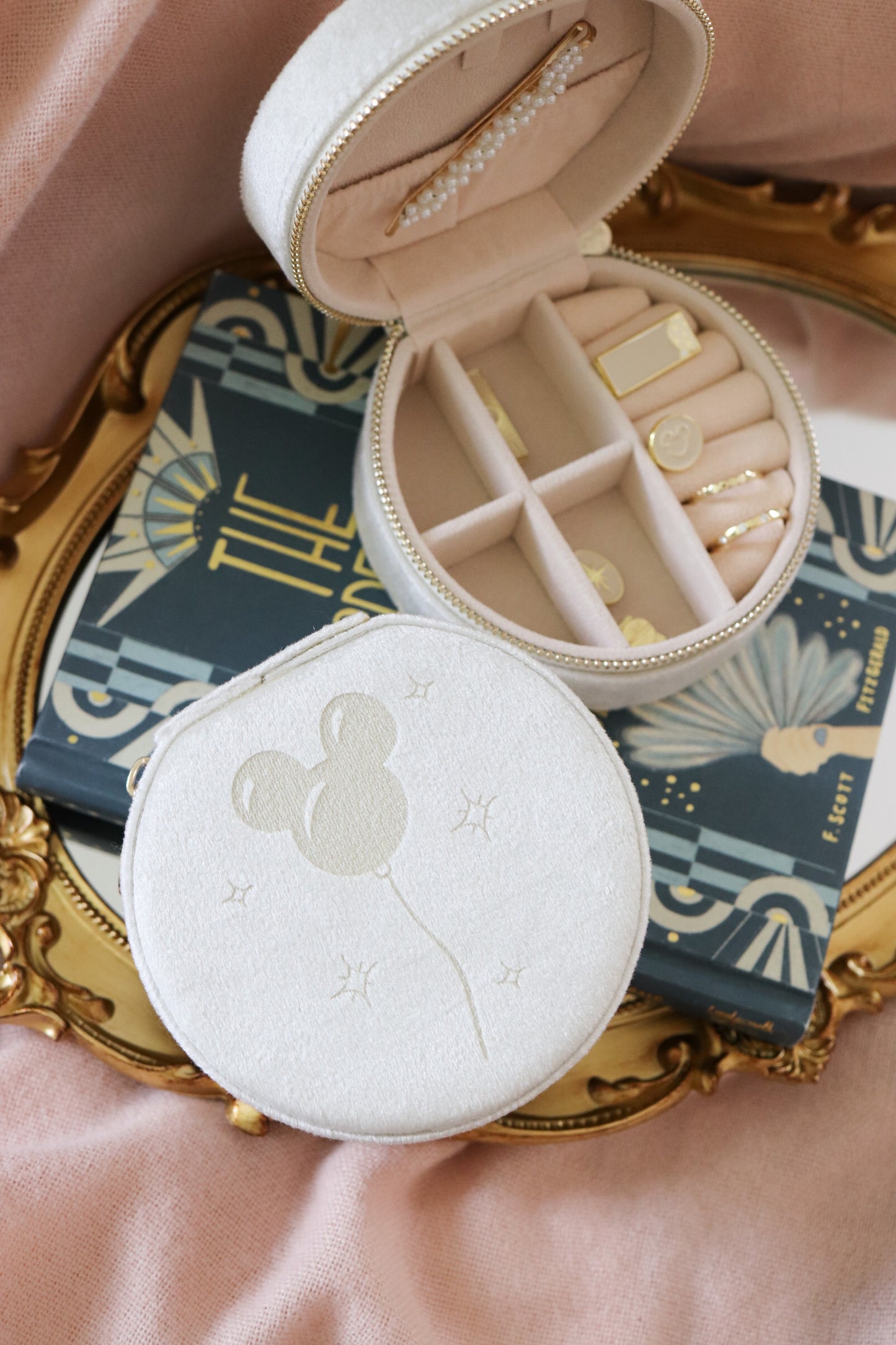 MOUSE BALLOON JEWELRY CASE