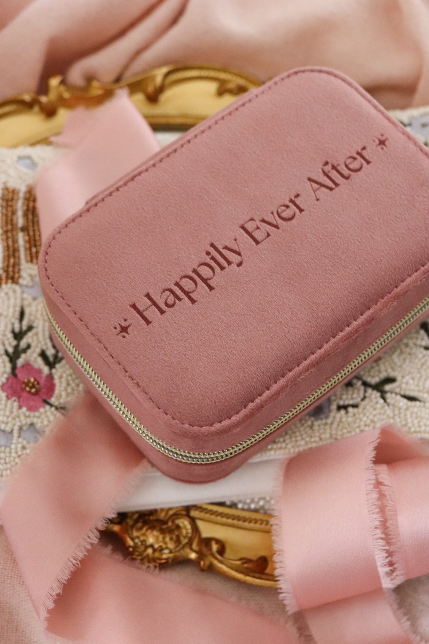 HEA JEWELRY CASE