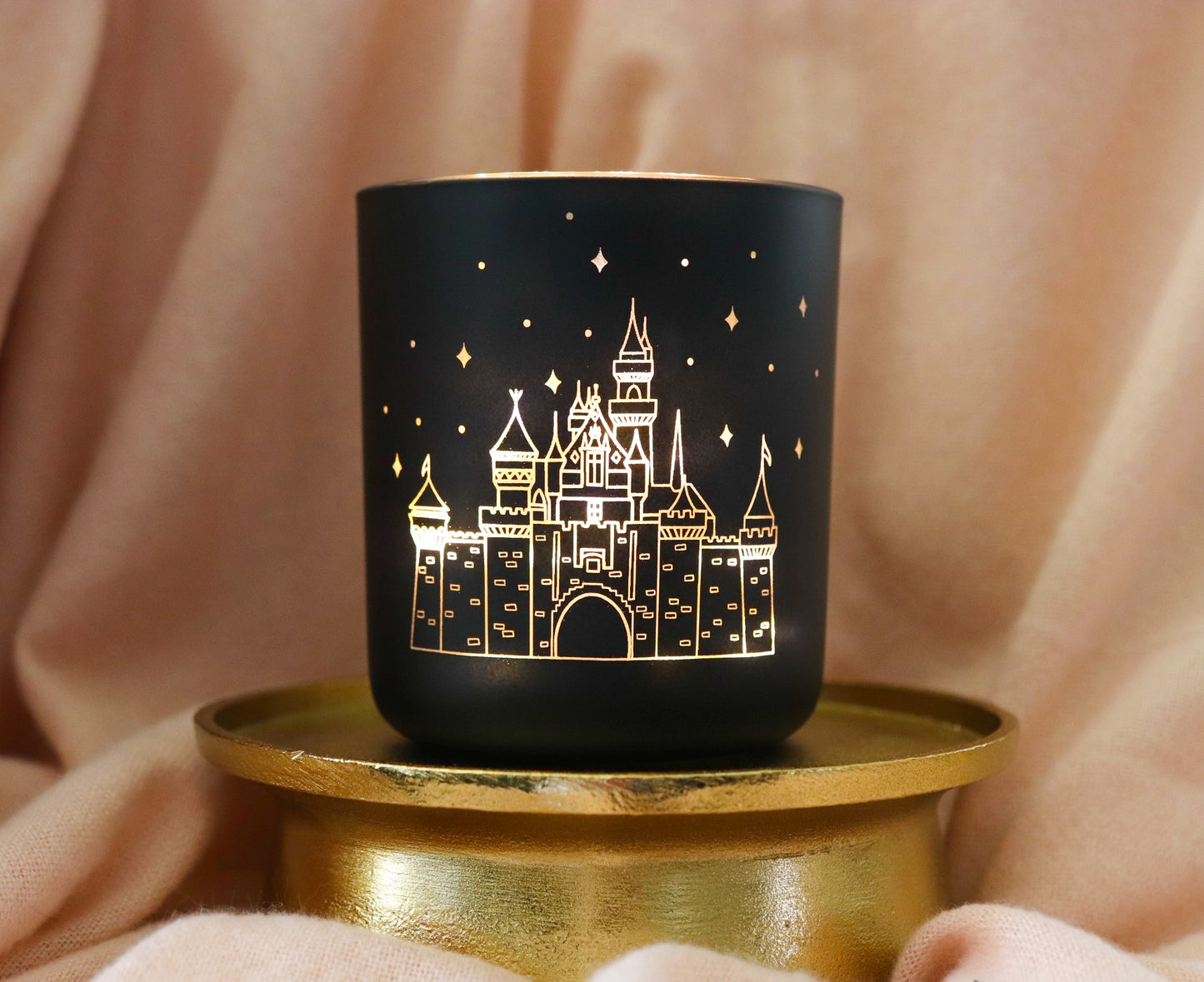 BRIAR ROSE CASTLE MATTE JAR