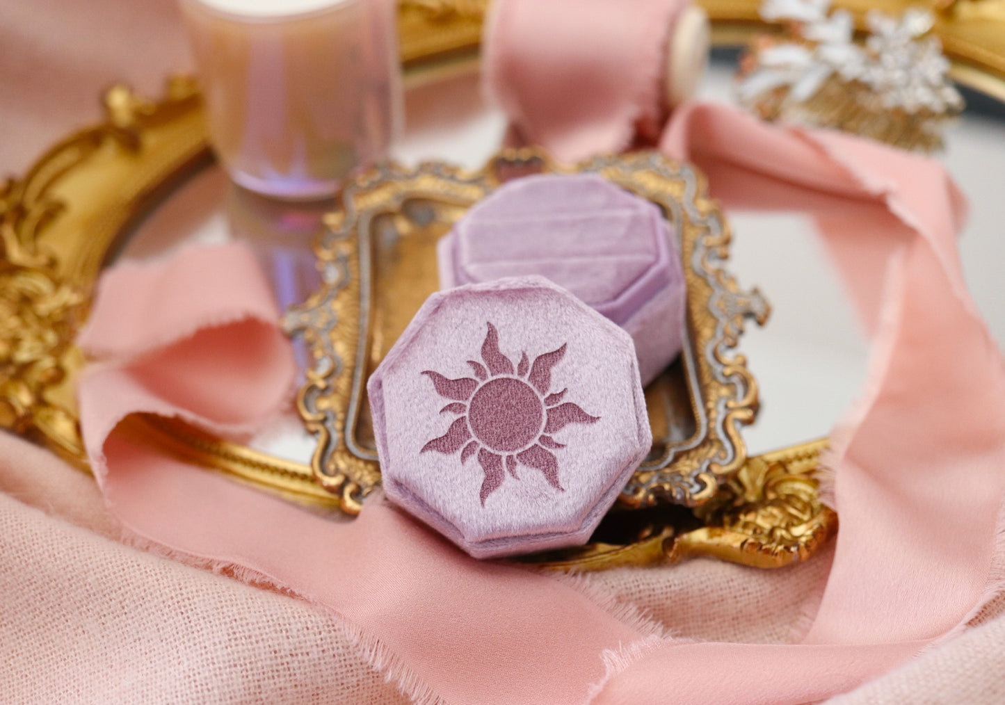 GLEAM & GLOW RING BOX