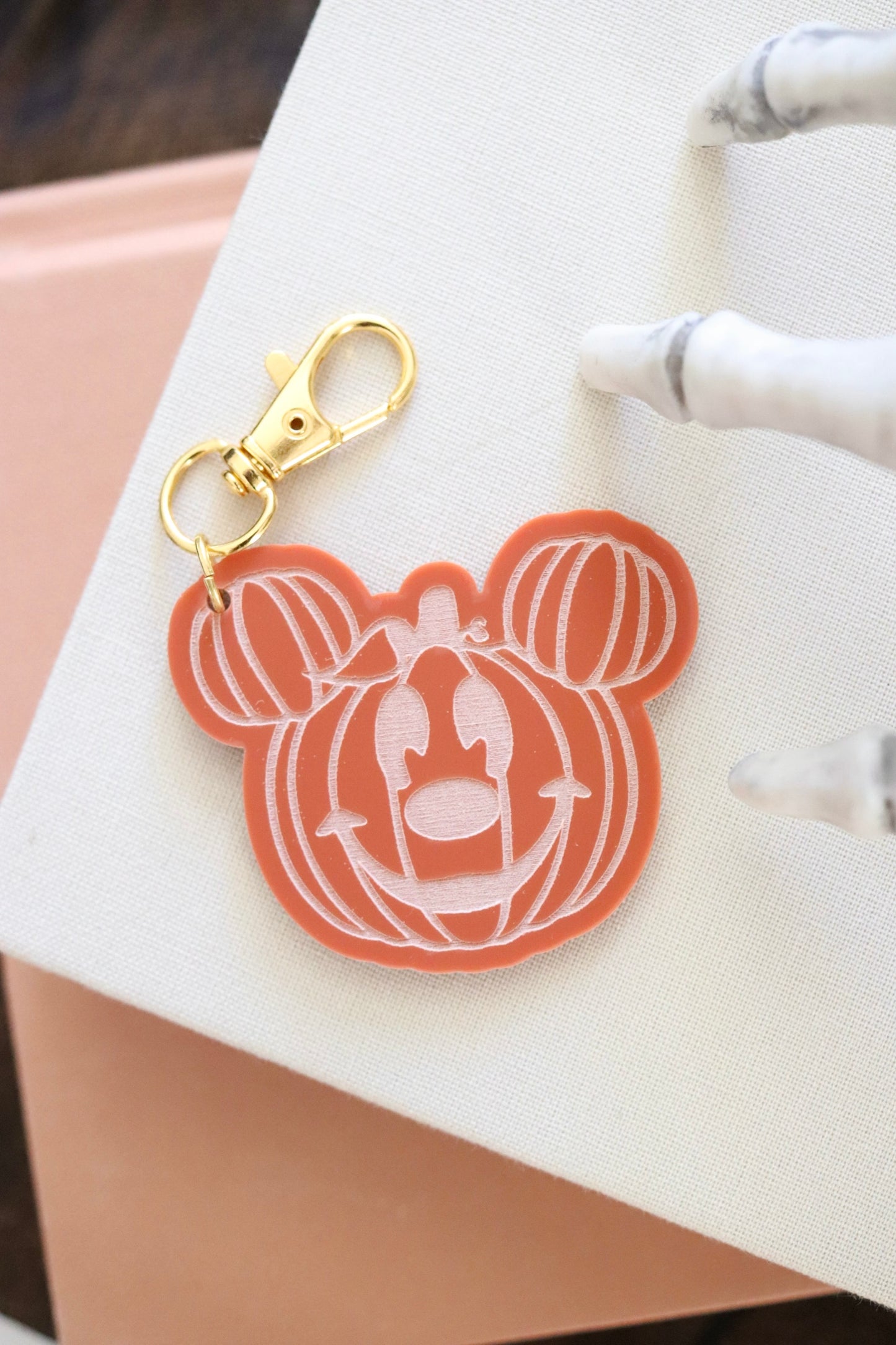 HALLOWEEN/FALL BAG CHARMS/ KEYCHAINS