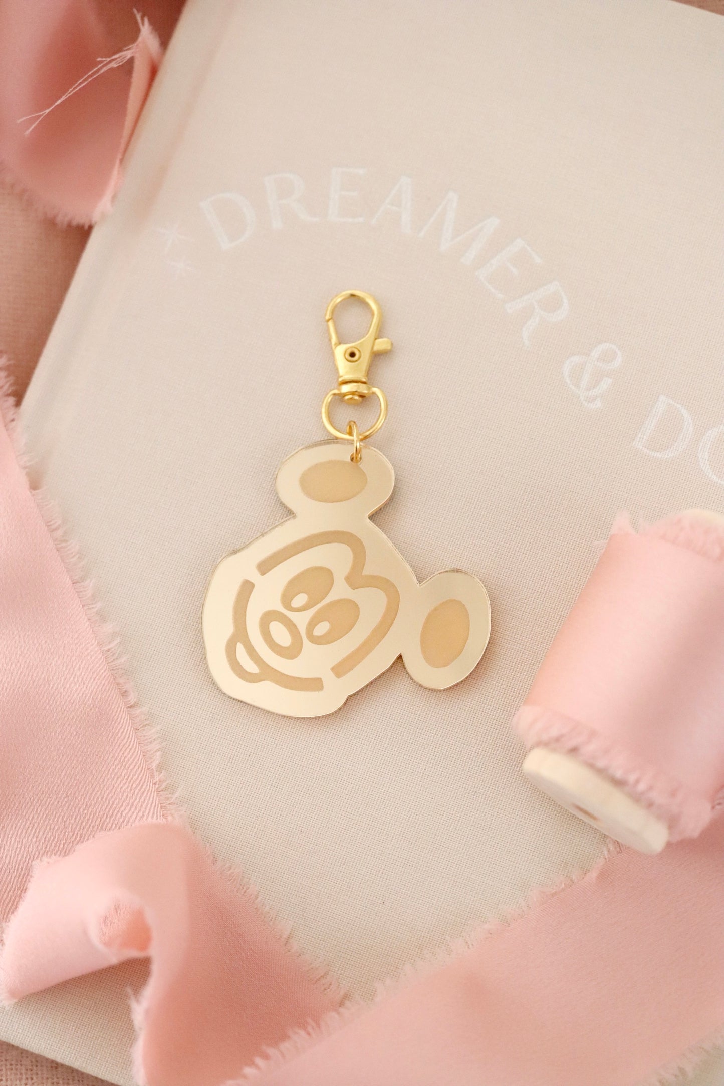 MOUSE WAFFLE BAG CHARM/KEYCHAIN