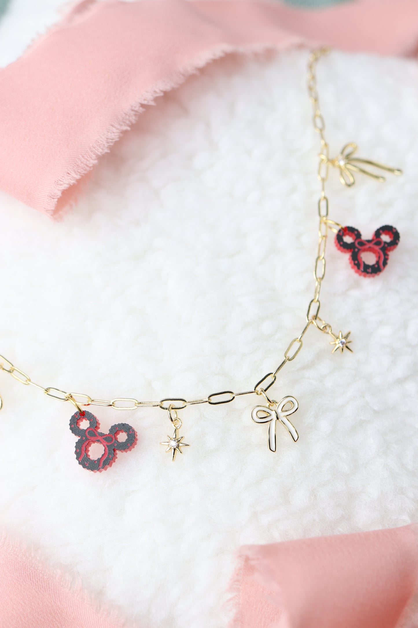 MOUSE WREATH MINI CHARM NECKLACE