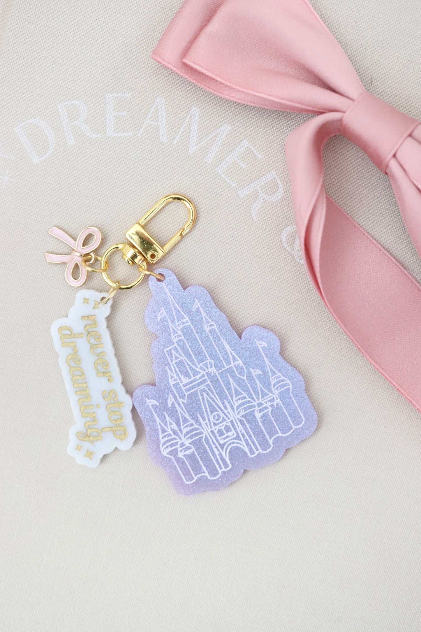 CASTLE AND NEVER STOP DREAMING BAG CHARM SET/ KEYCHAIN