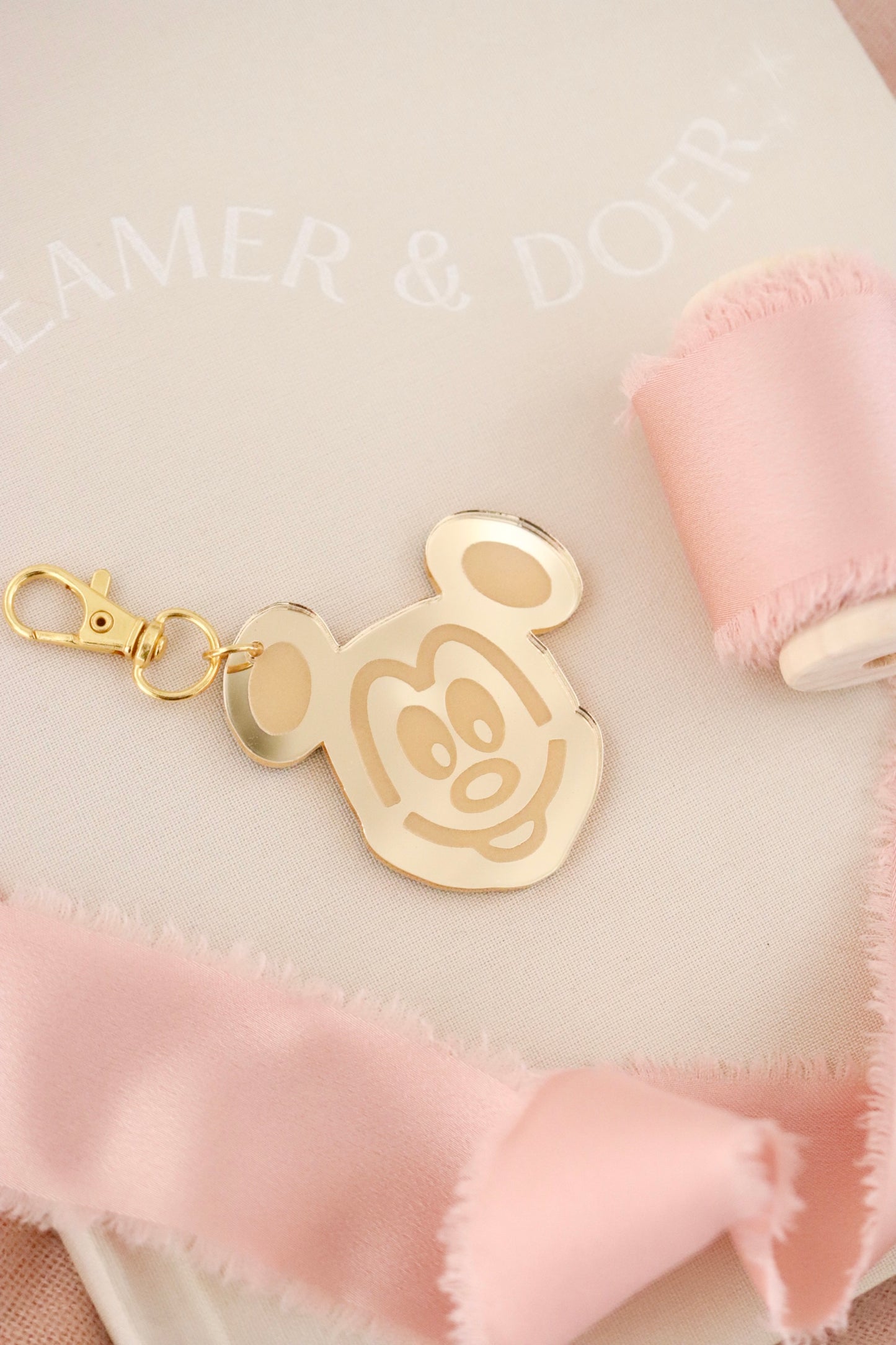 MOUSE WAFFLE BAG CHARM/KEYCHAIN