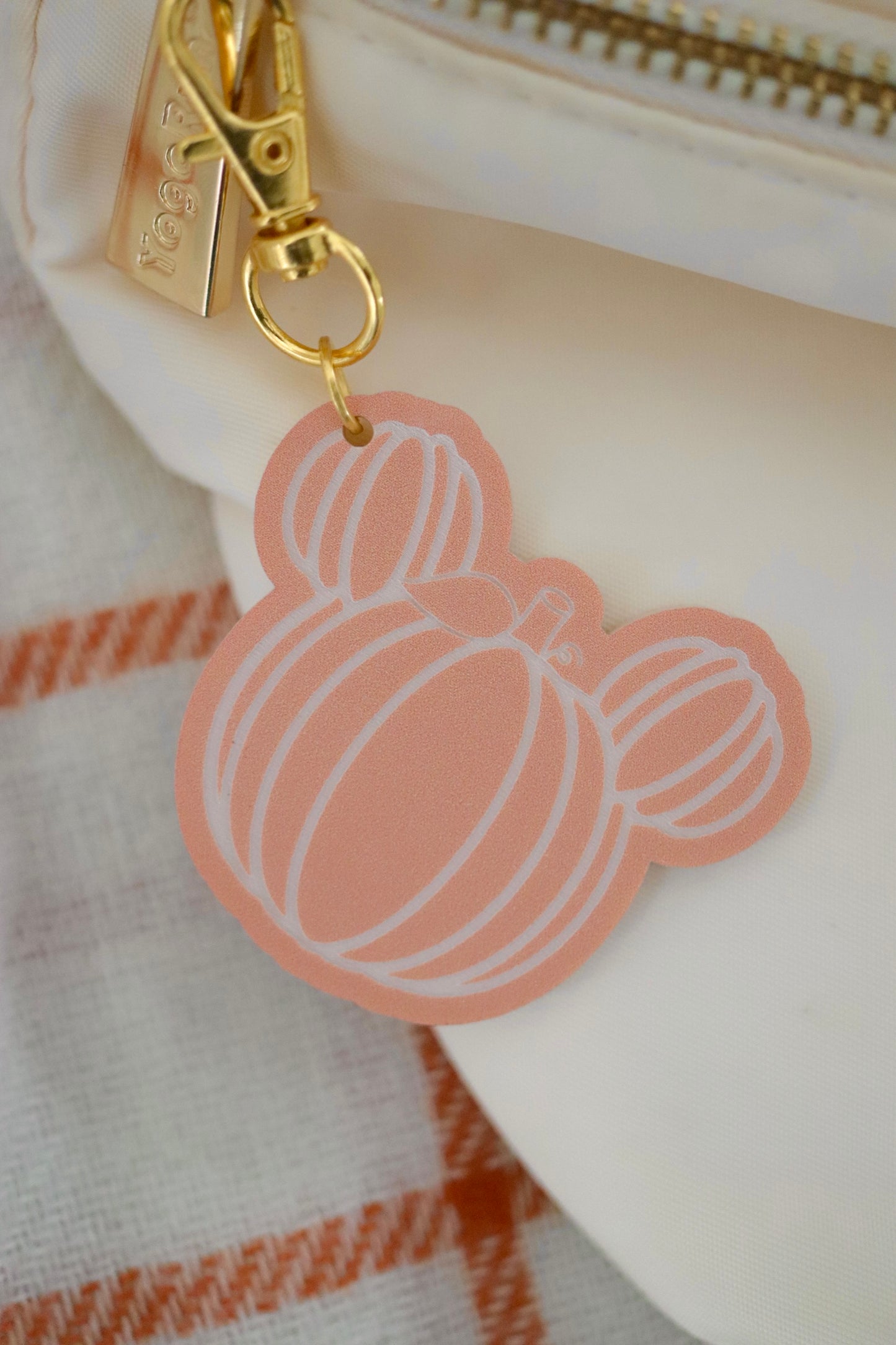 HALLOWEEN/FALL BAG CHARMS/ KEYCHAINS