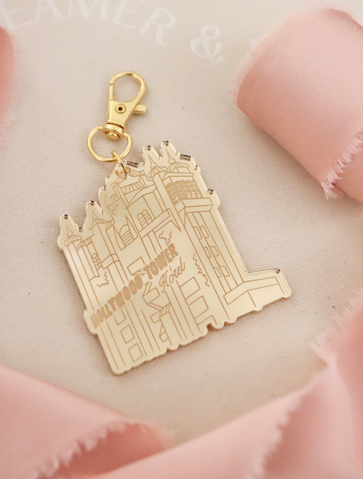 TOWER BAG CHARM/KEYCHAIN