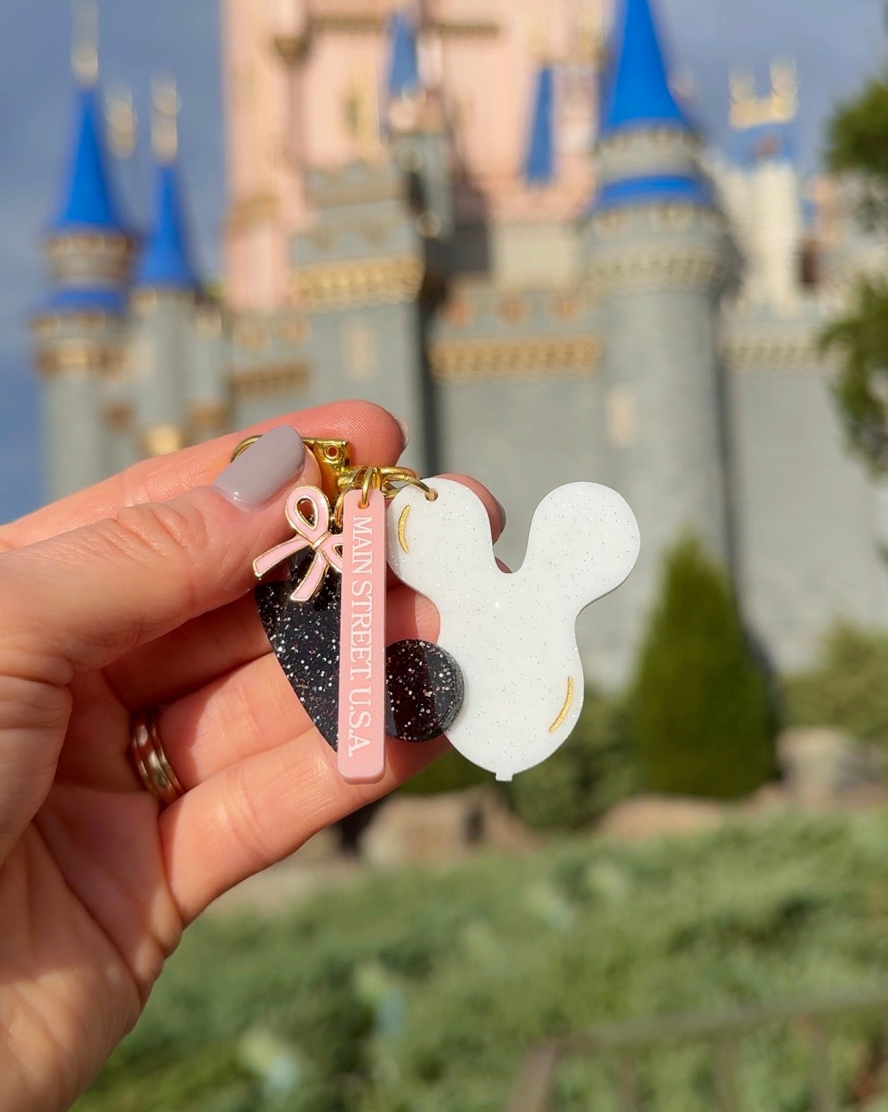 MAIN STREET BAG CHARM SET/ KEYCHAIN