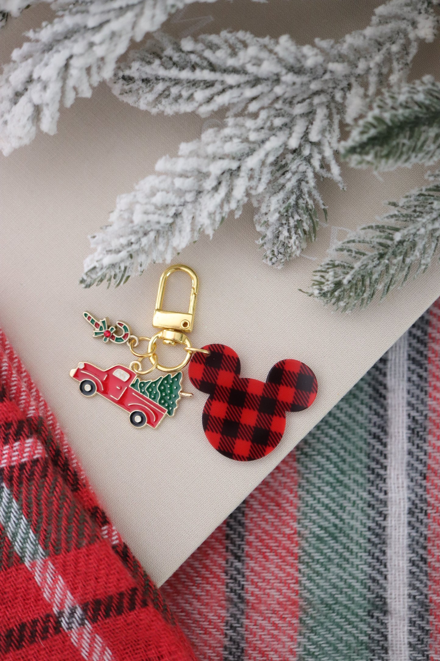 TRUCK & TREE MOUSE MINI BAG CHARMS/ KEYCHAINS SET