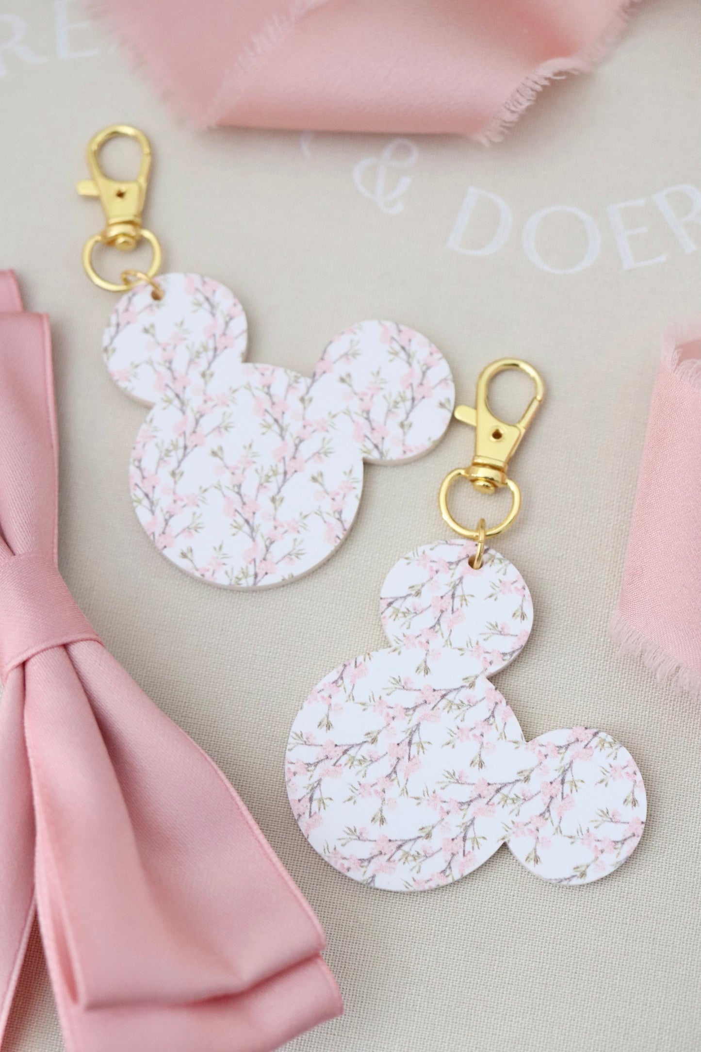DAINTY PINK FLORAL MOUSE BAG CHARM/ KEYCHAIN