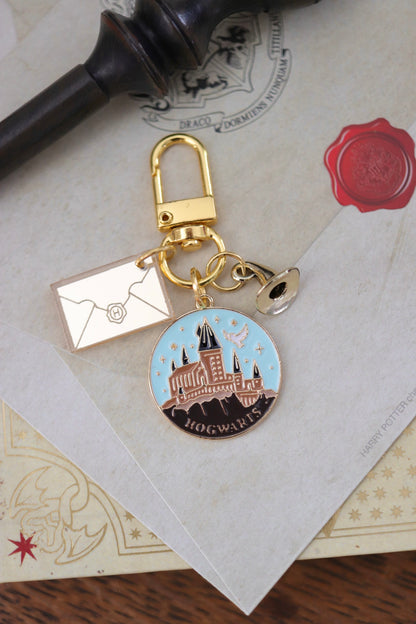 HOME OF MAGIC BAG CHARMS/ KEYCHAINS SET