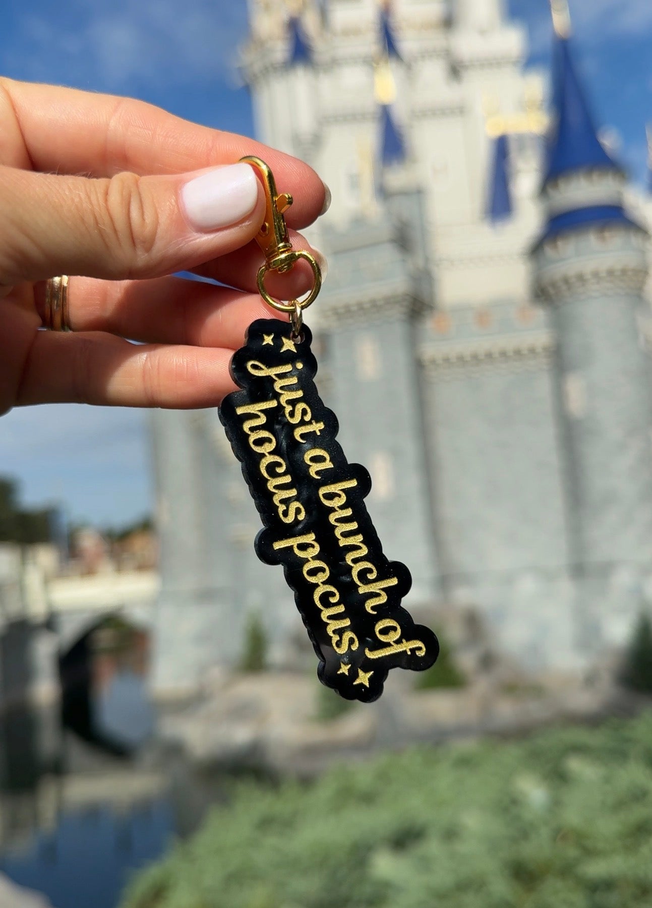 JUST A BUNCH OF HOCUS POCUS BAG CHARMS/ KEYCHAINS