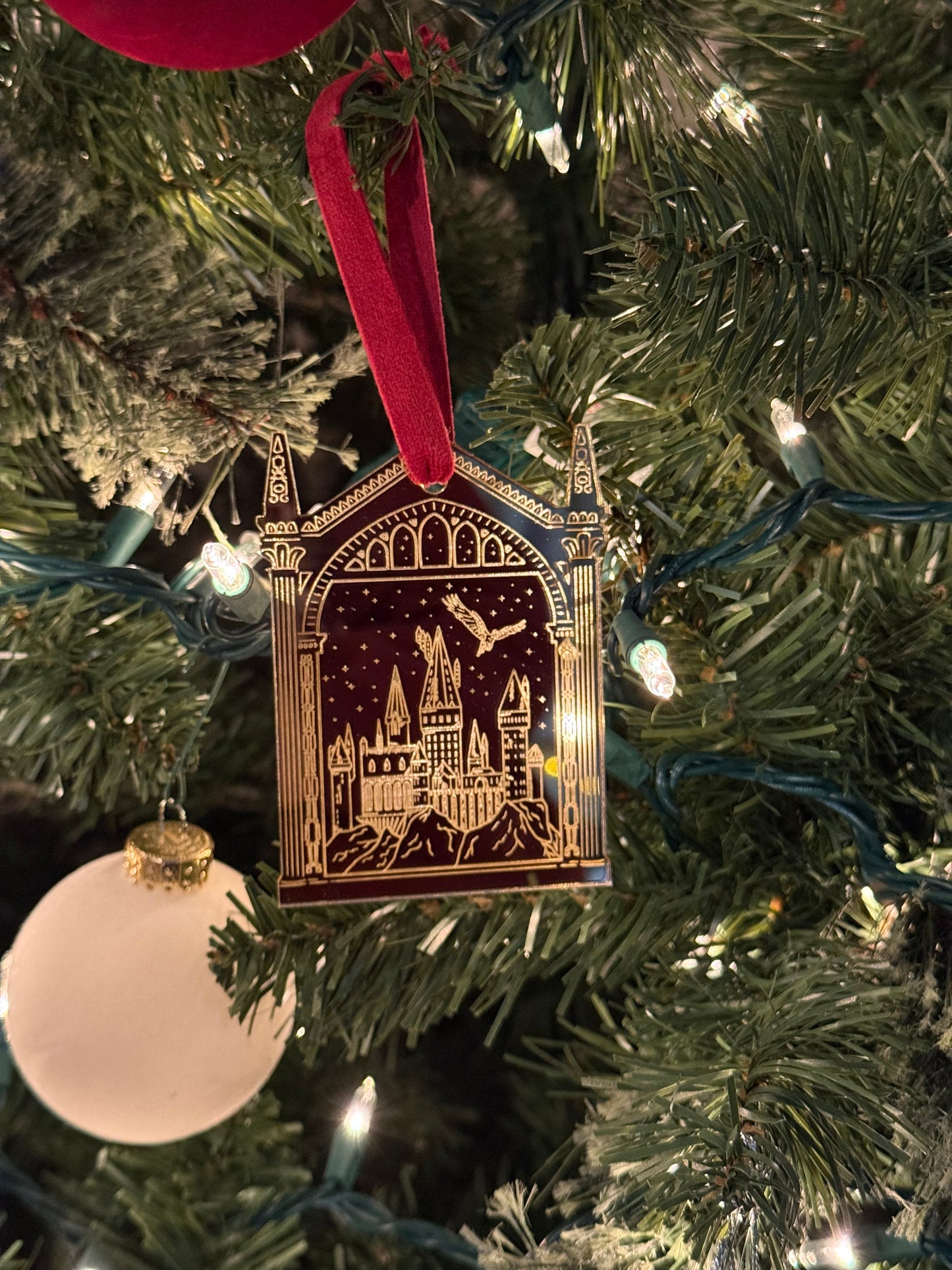 OOPSIE HOME OF MAGIC ORNAMENT