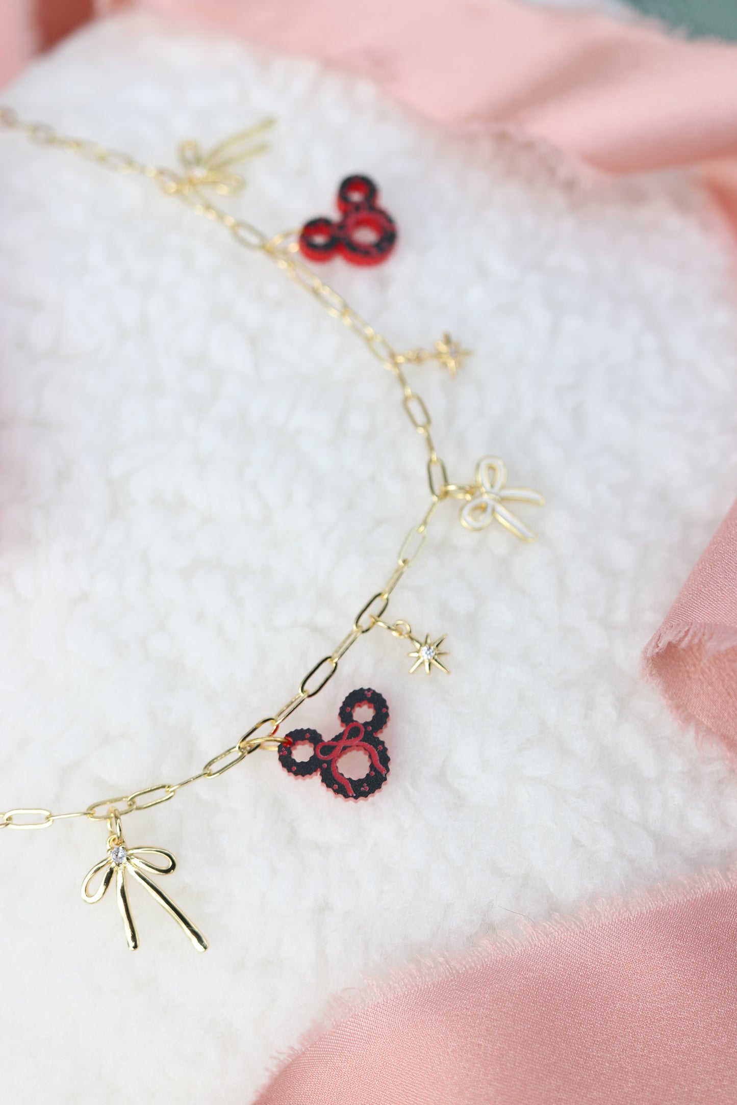 MOUSE WREATH MINI CHARM NECKLACE