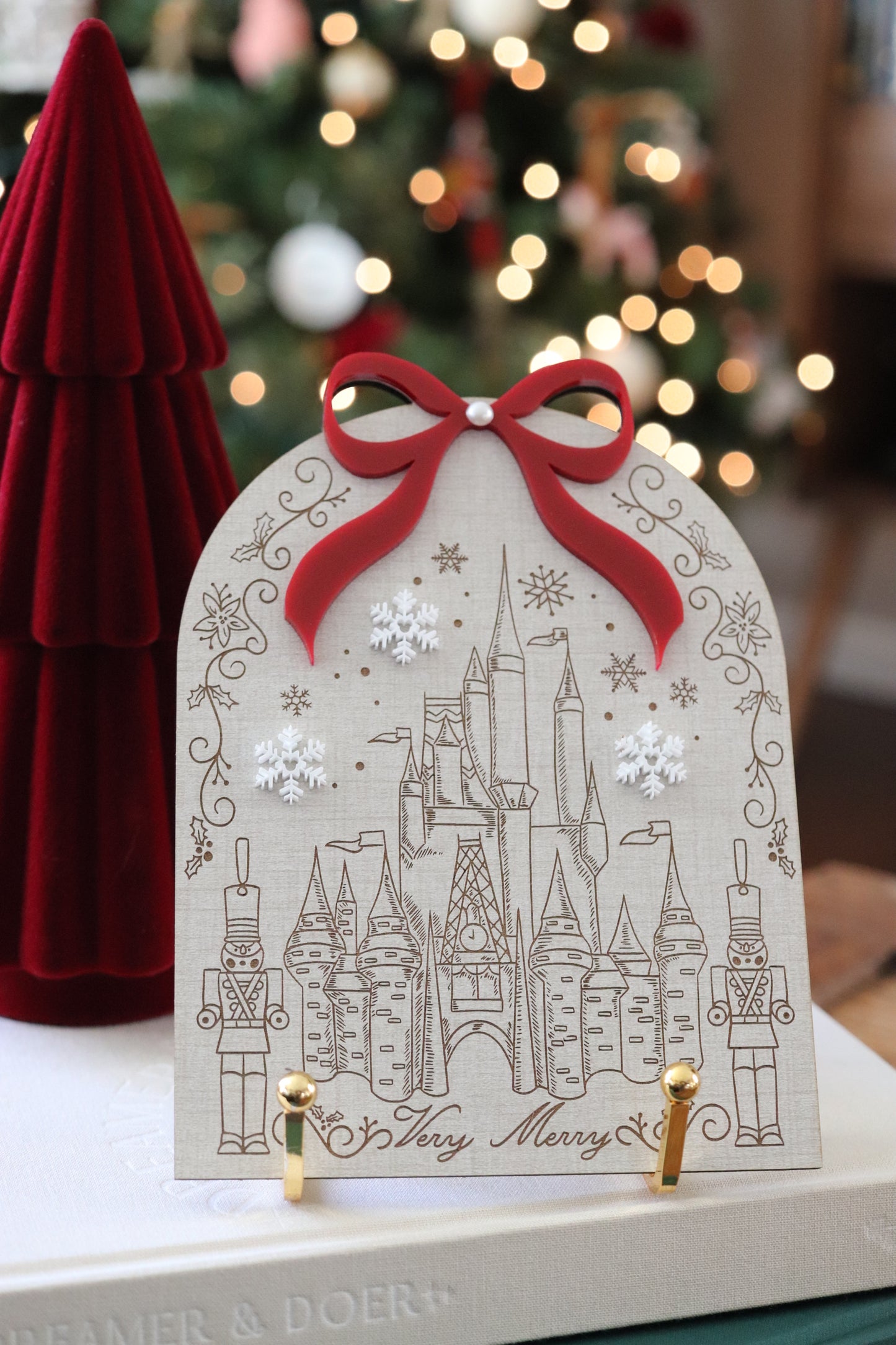 CHRISTMAS CASTLE HOME SIGN