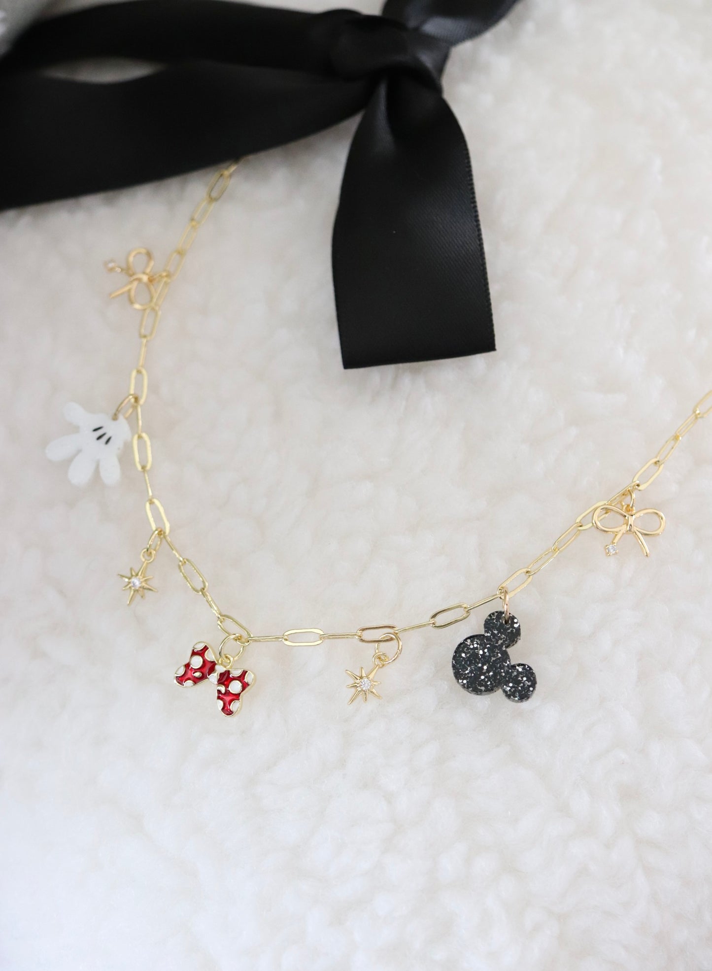 CLASSIC MOUSE MINI CHARM NECKLACE