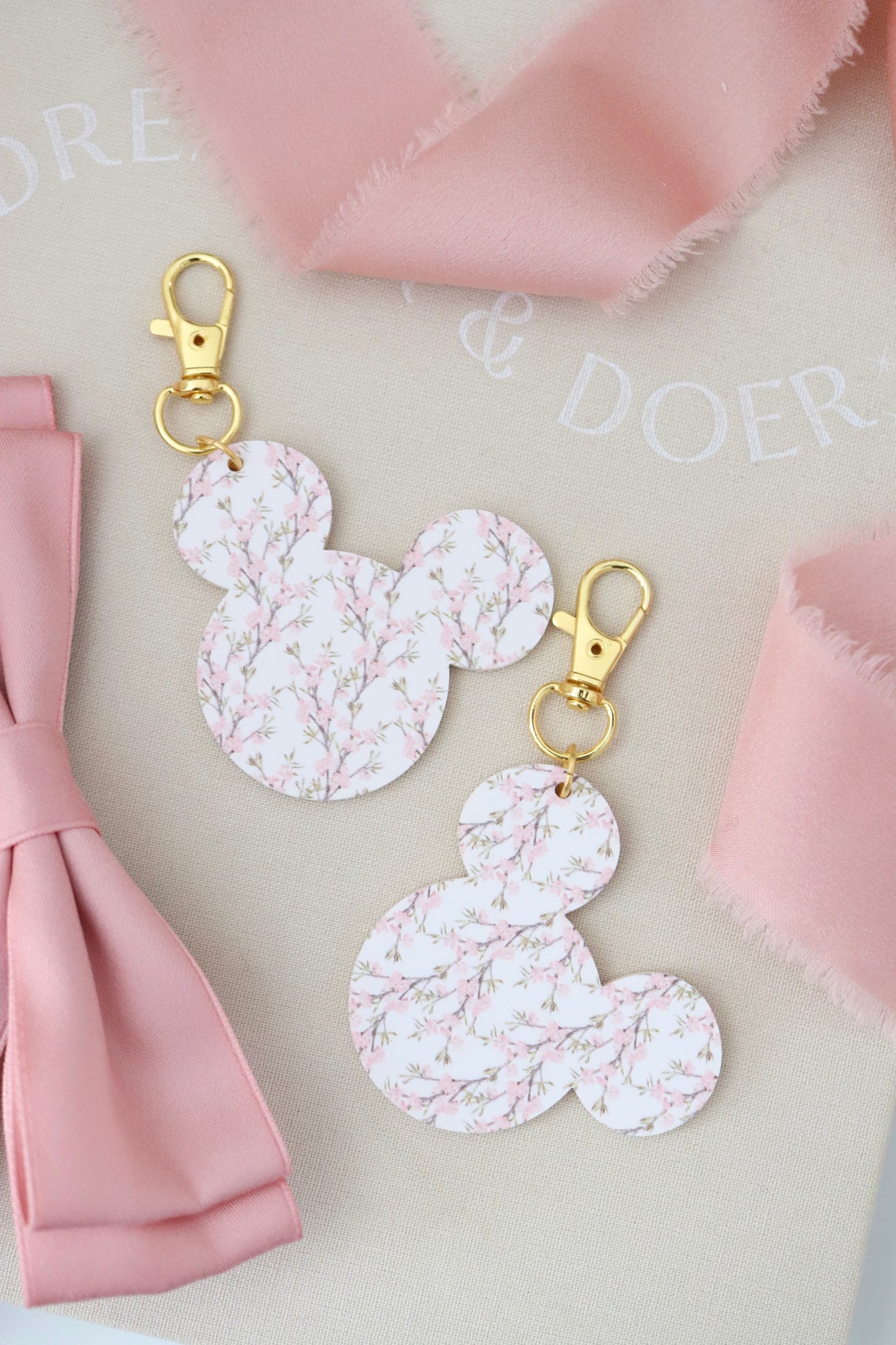 DAINTY PINK FLORAL MOUSE BAG CHARM/ KEYCHAIN