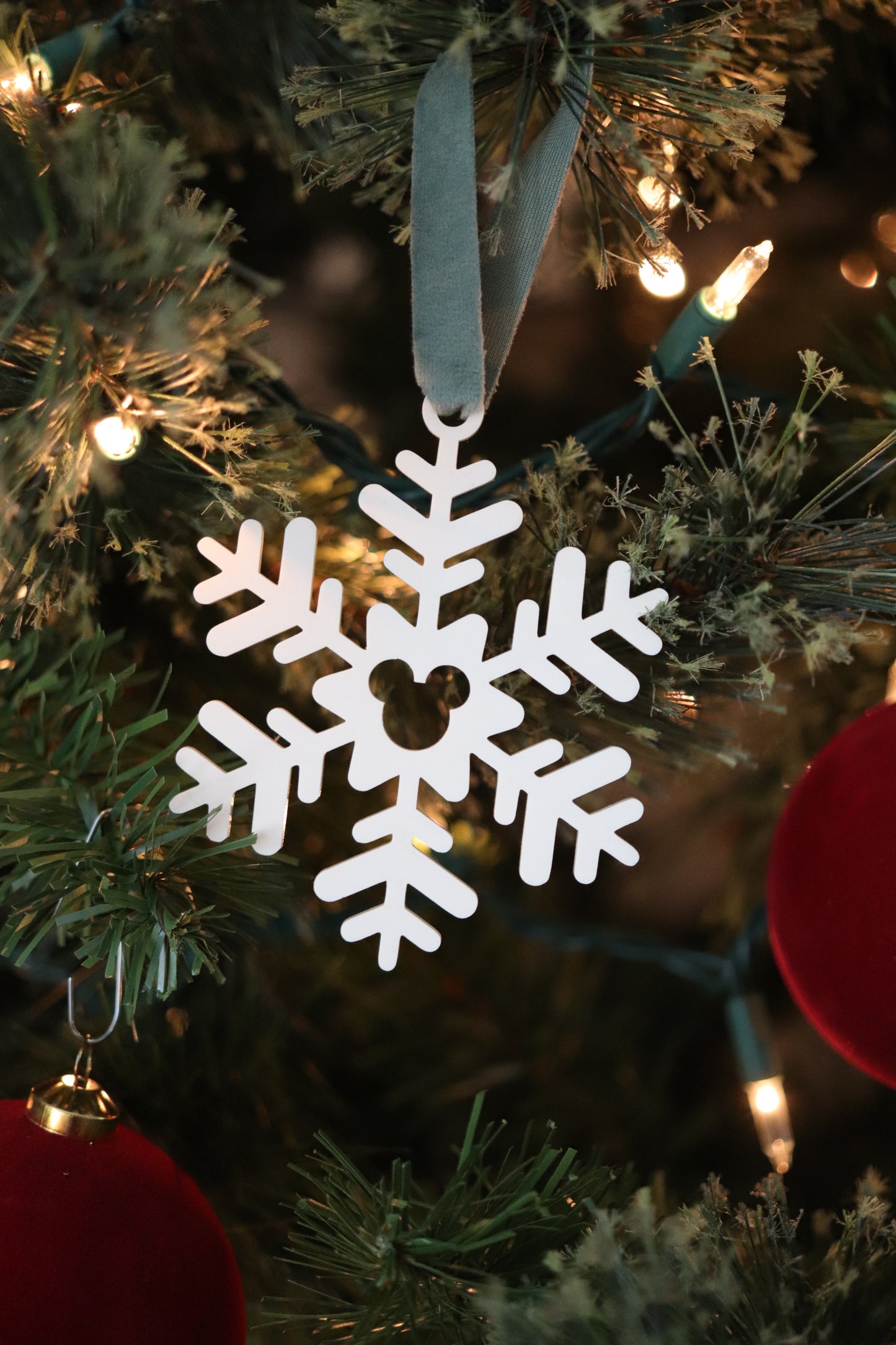 MOUSE SNOWFLAKE ORNAMENT