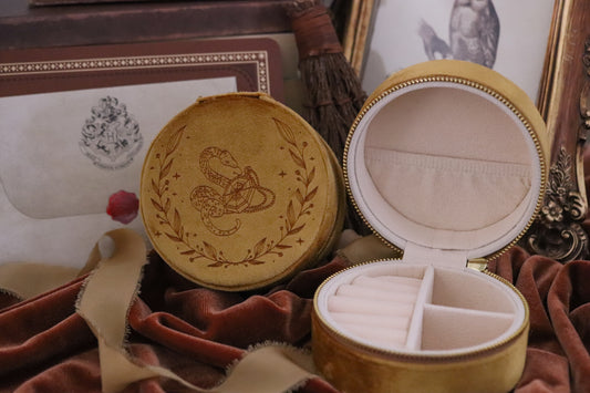 HOUSE OF AMBITION JEWELRY CASE