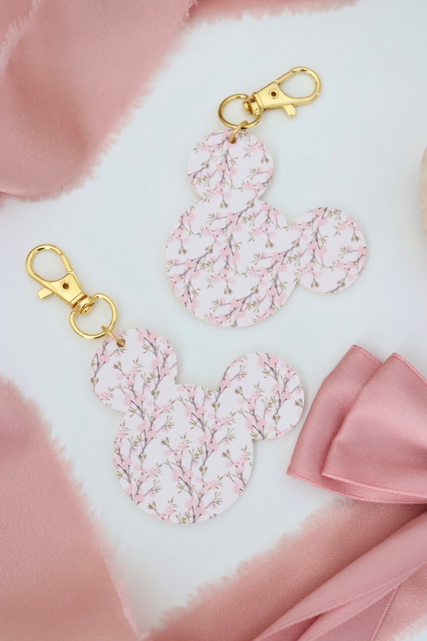 DAINTY PINK FLORAL MOUSE BAG CHARM/ KEYCHAIN