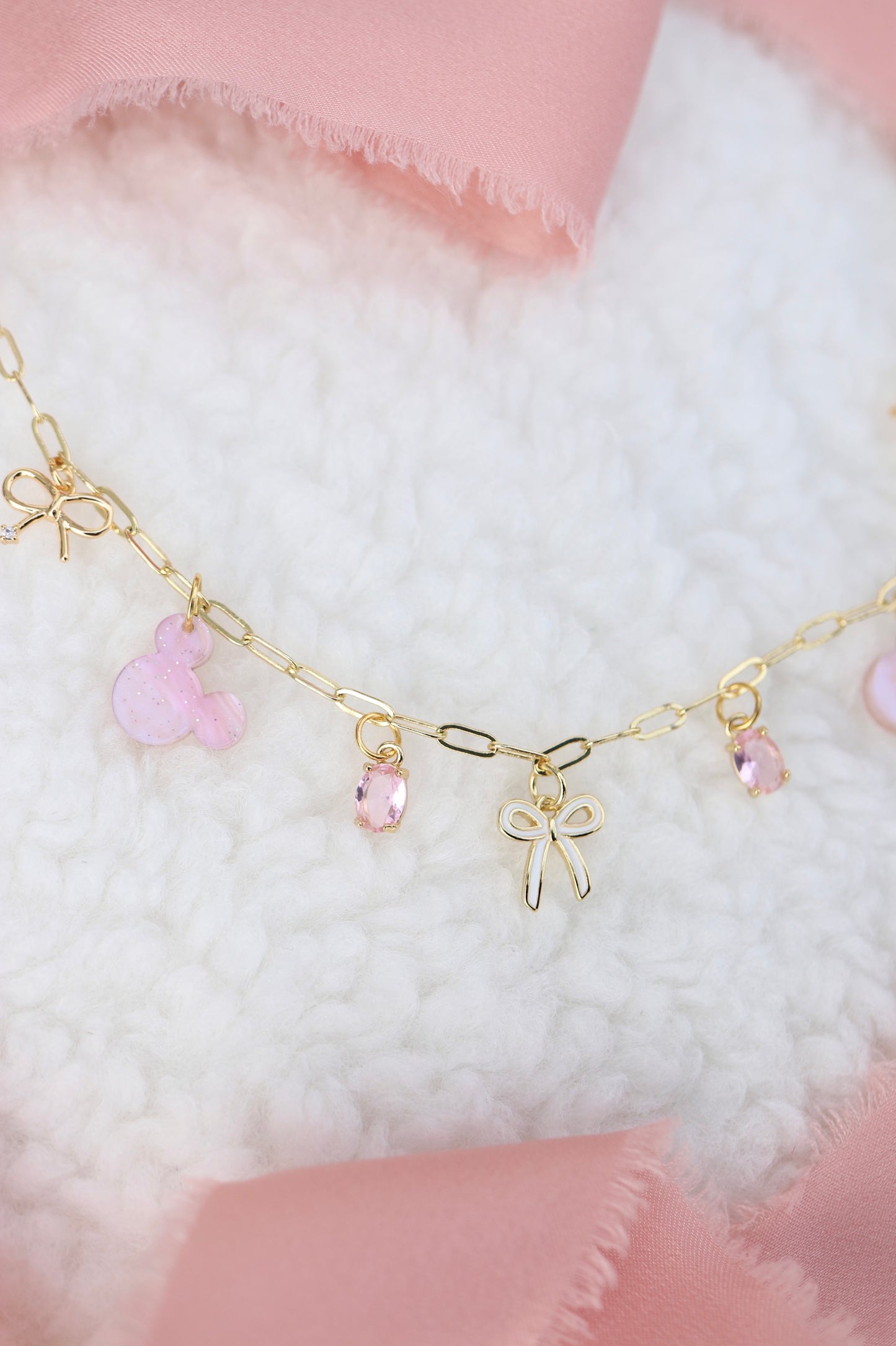 PINK MOUSE MINI CHARM NECKLACE