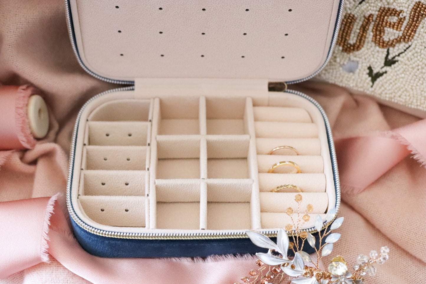 YOU CAN FLY RECTANGLE JEWELRY CASE
